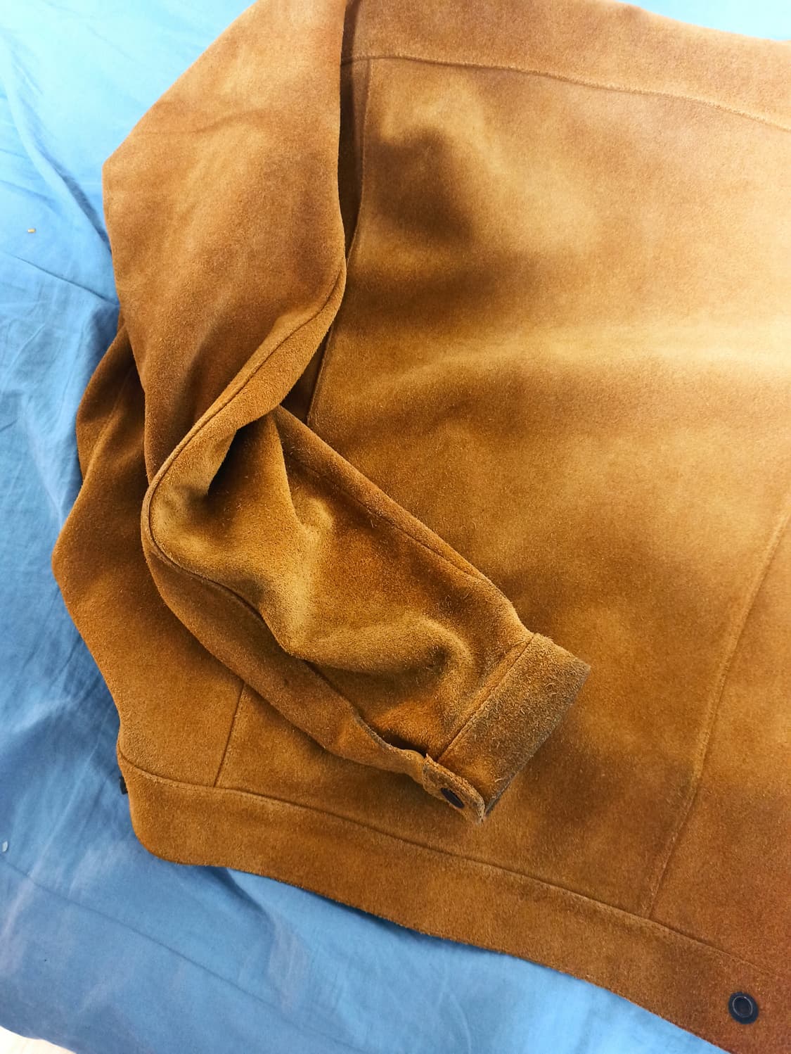 블라인드파일즈 스웨이드 트러커 상품이미지1