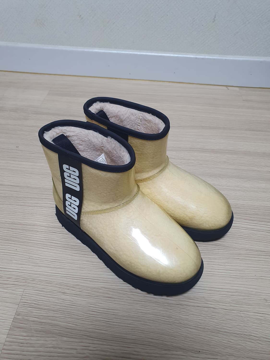 UGG 어그 클래식 부츠 230 상품이미지2