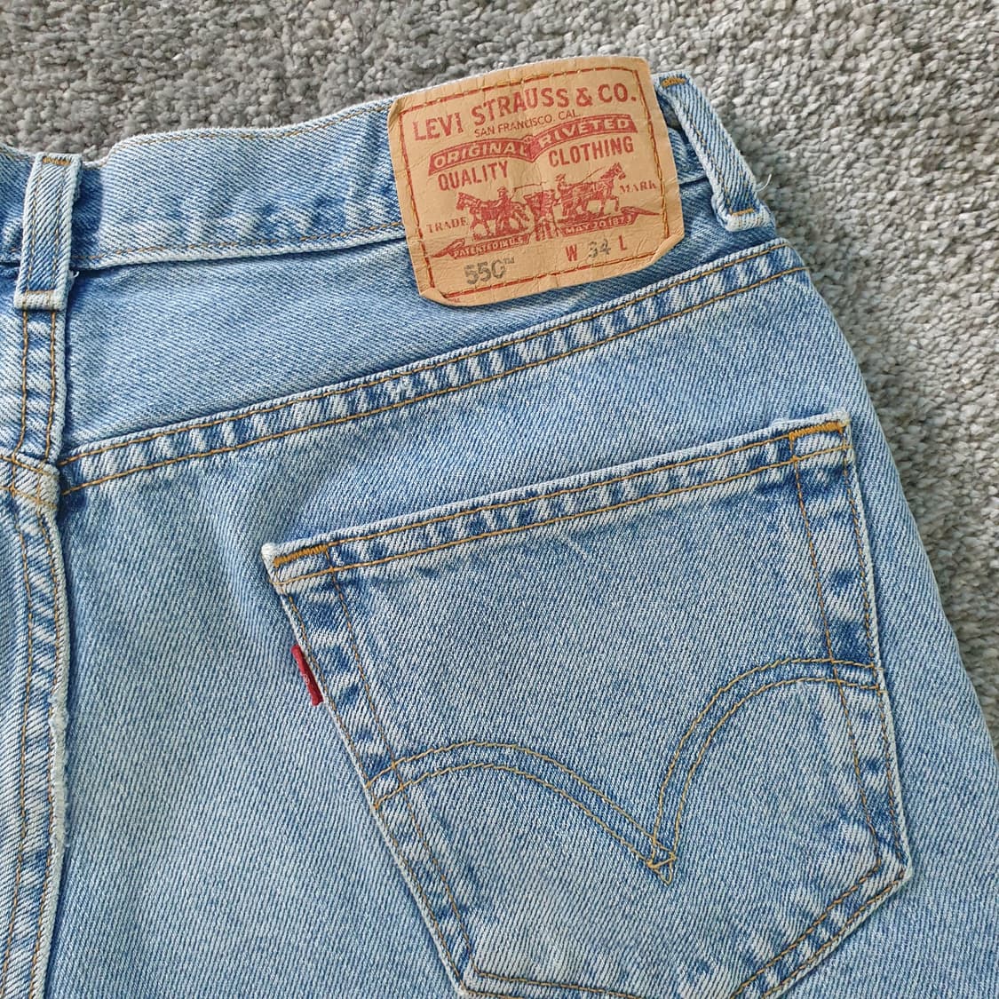 Levi's 550 릴렉스드 핏 데님 반바지 상품이미지3
