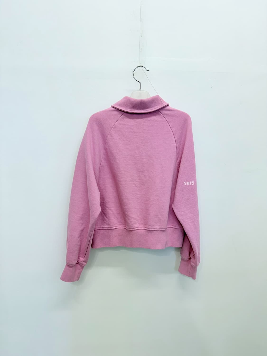 앤유 반집업 크롭 맨투맨  상품이미지2