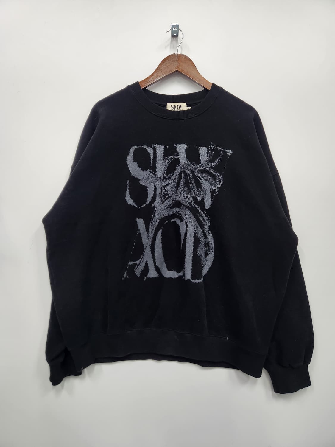 슬로우 에시드 맨투맨 상품이미지1