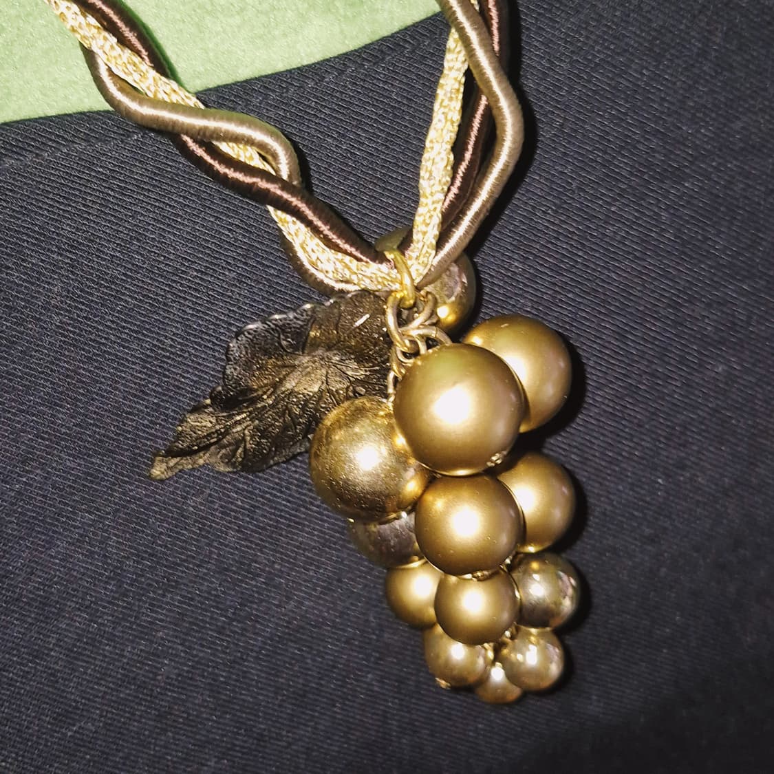 90s 엔틱 브라스 빅 포도 송이 코스튬 목걸이 상품이미지5