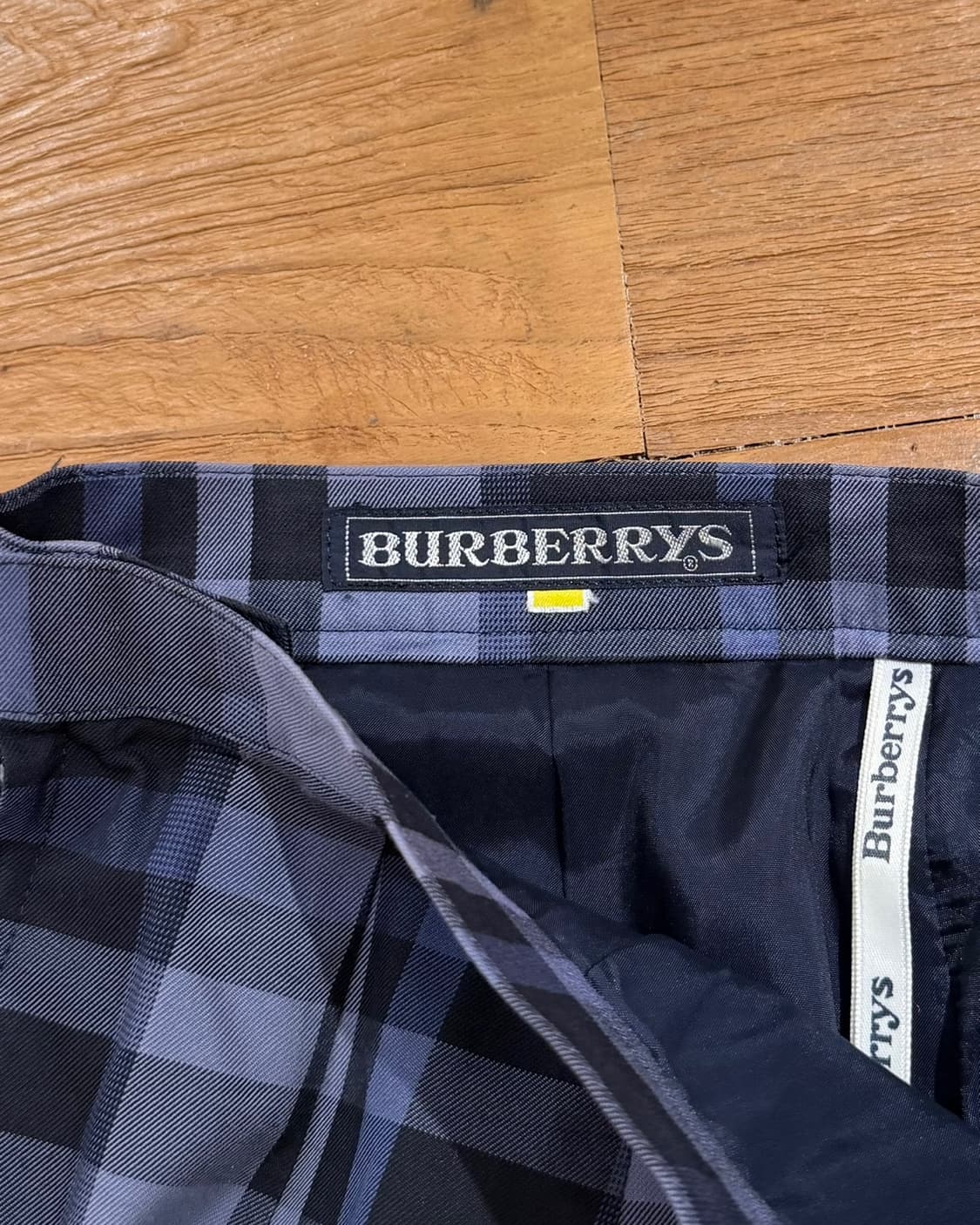 버버리 네이비 노바 체크 투버튼 자켓/스커트 (셋업)  상품이미지10