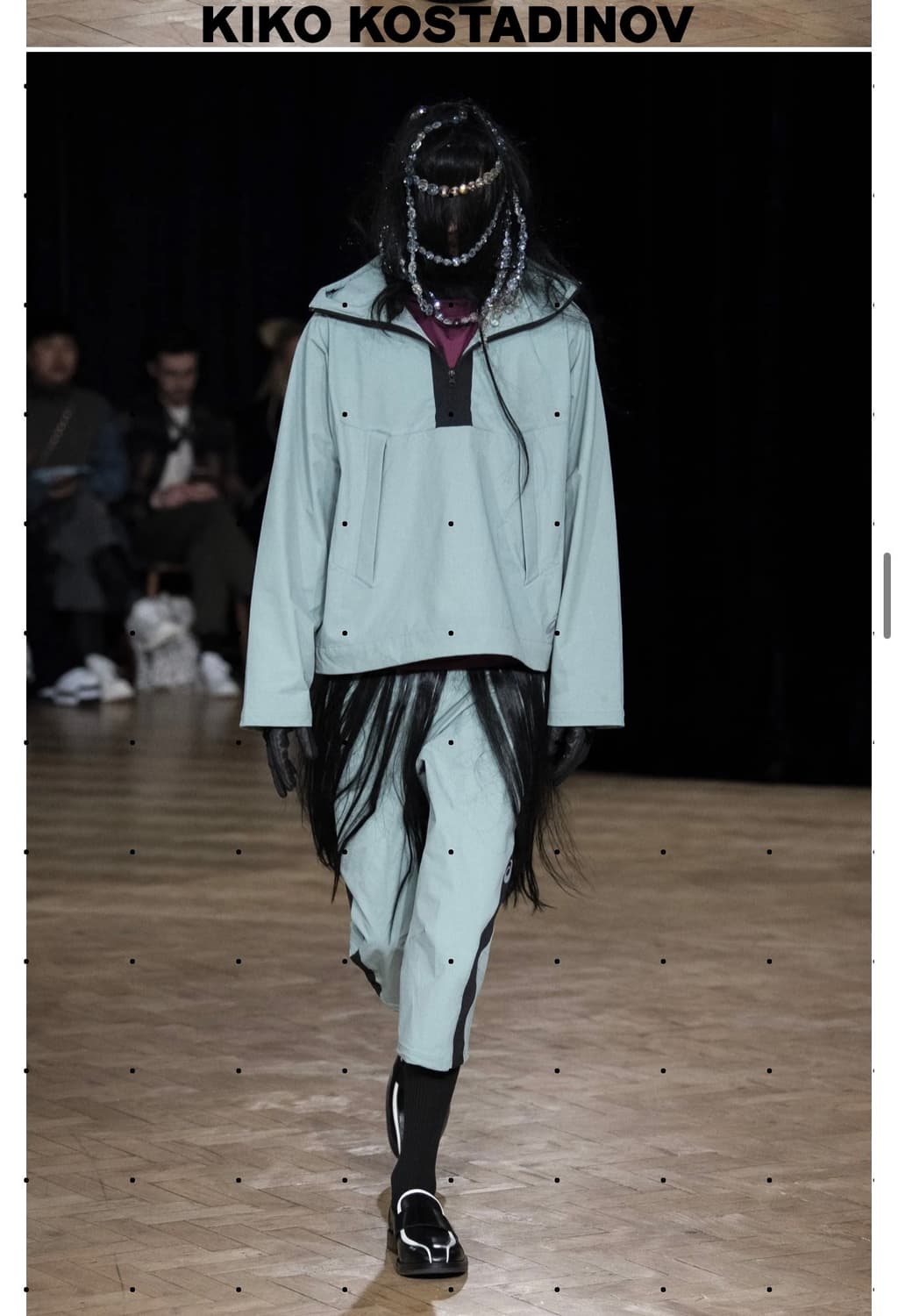 키코 코스타디노브x아식스 판초 상품이미지1