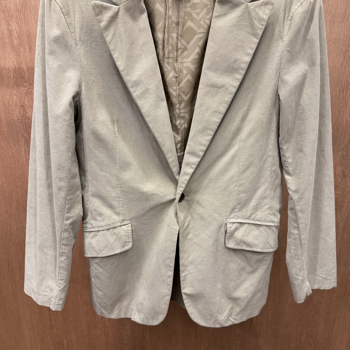 아르마니 익스체인지 싱글 블레이저 자켓 로고 패턴 안감 디테일 베이지 상품이미지5