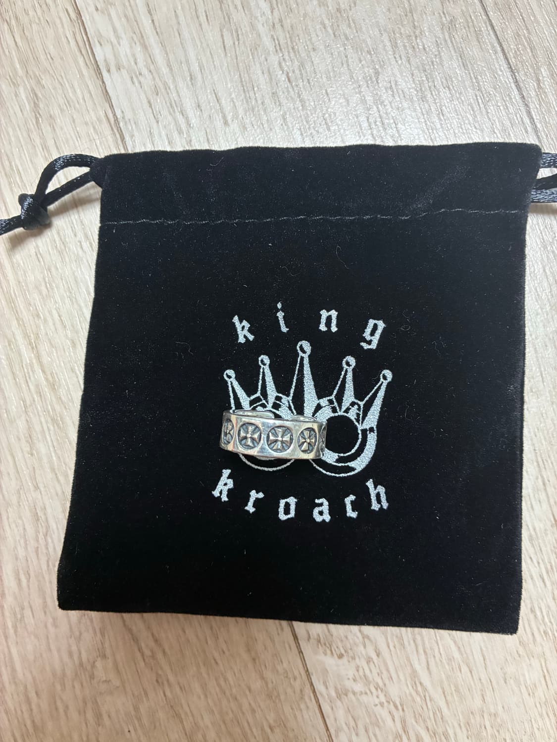 [새상품 풀박스] 킹크로치 블랙 크로스 티 반지 M사이즈 상품이미지5