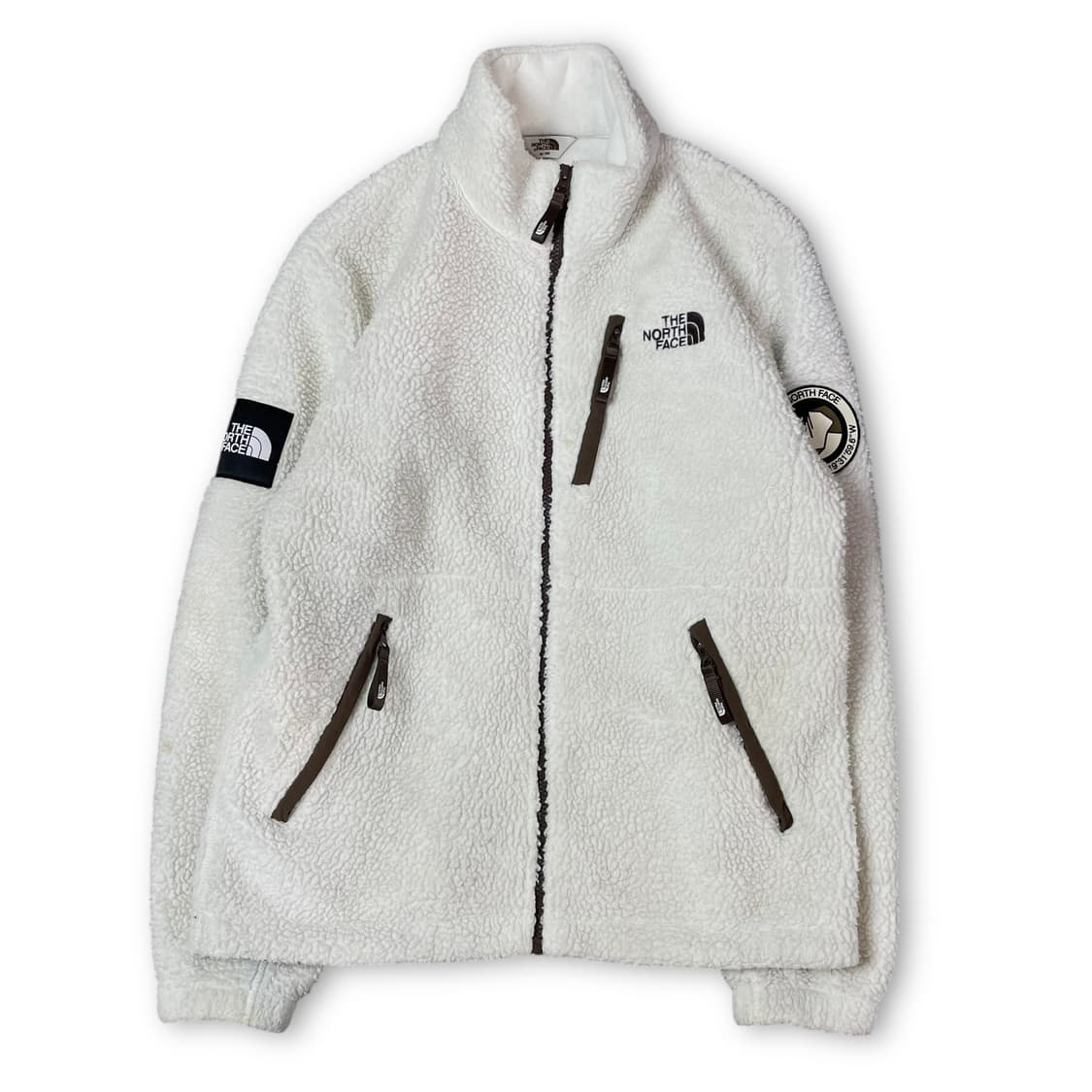 노스페이스 브라운 로고 화이트 뽀글이 플리스 자켓 M 상품이미지1