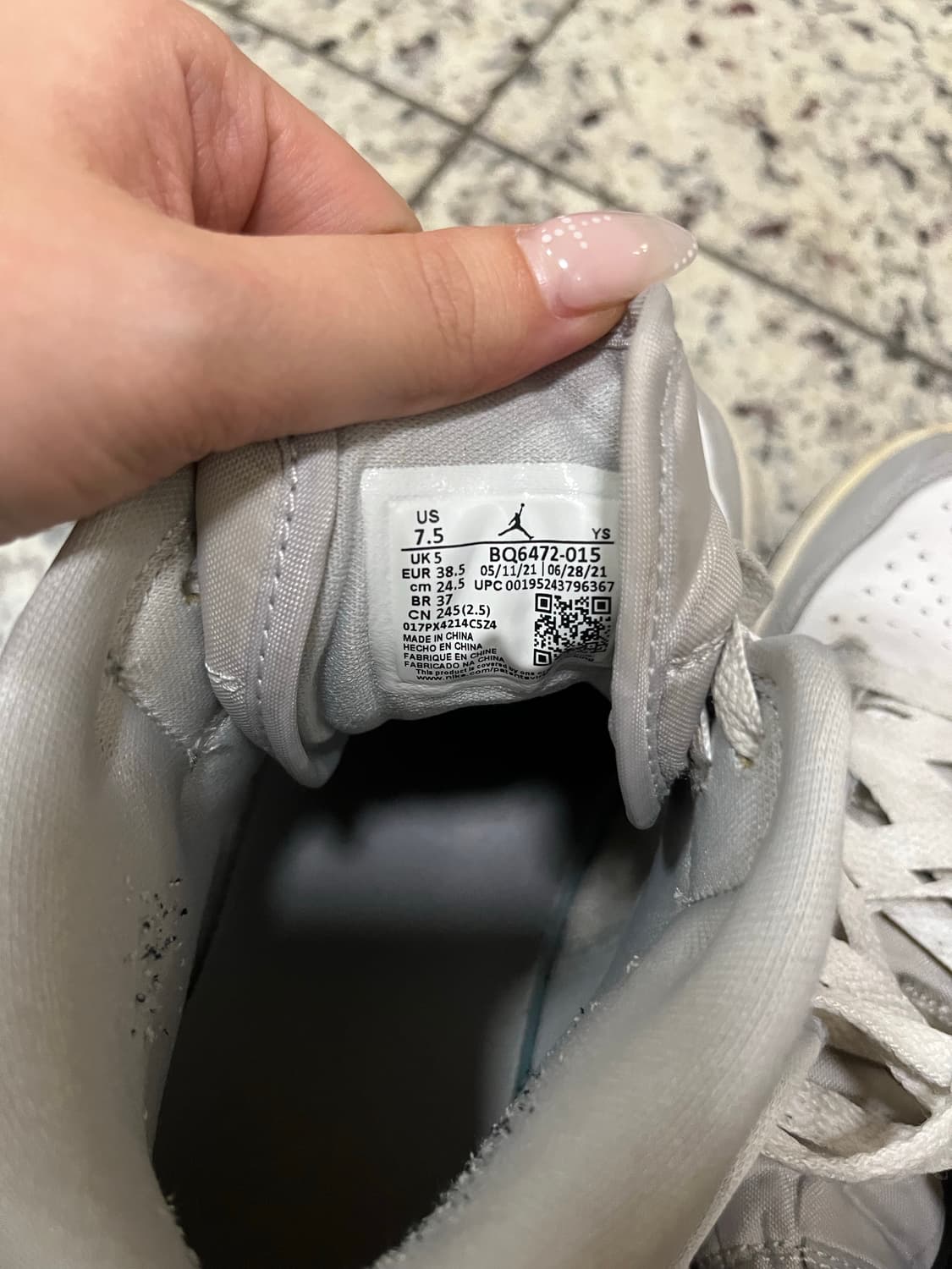 (W) Jordan 1 Mid Grey Fog 조던 미드 그레이 포그 상품이미지3