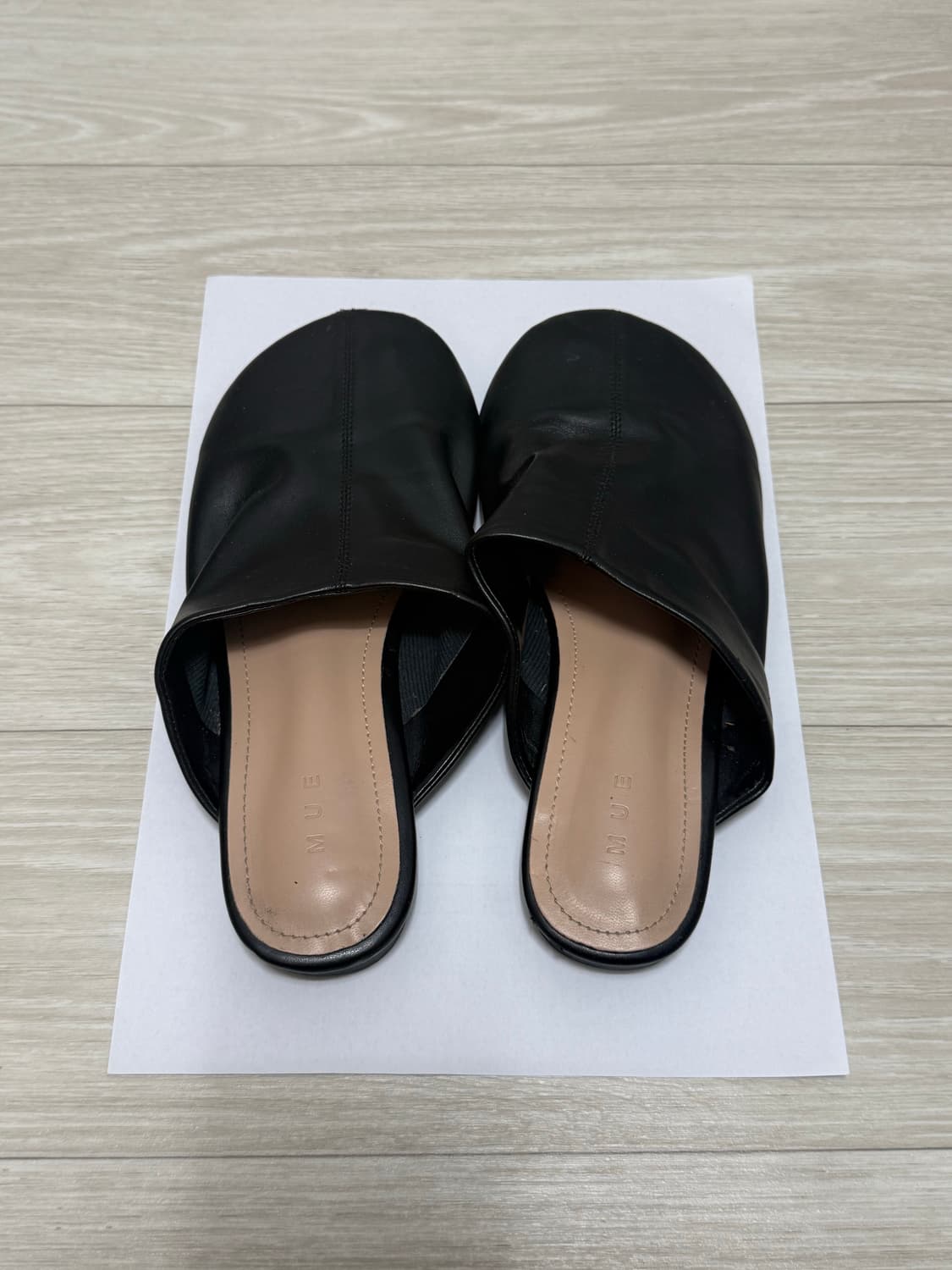 가죽 뮬 샌들 235 상품이미지1