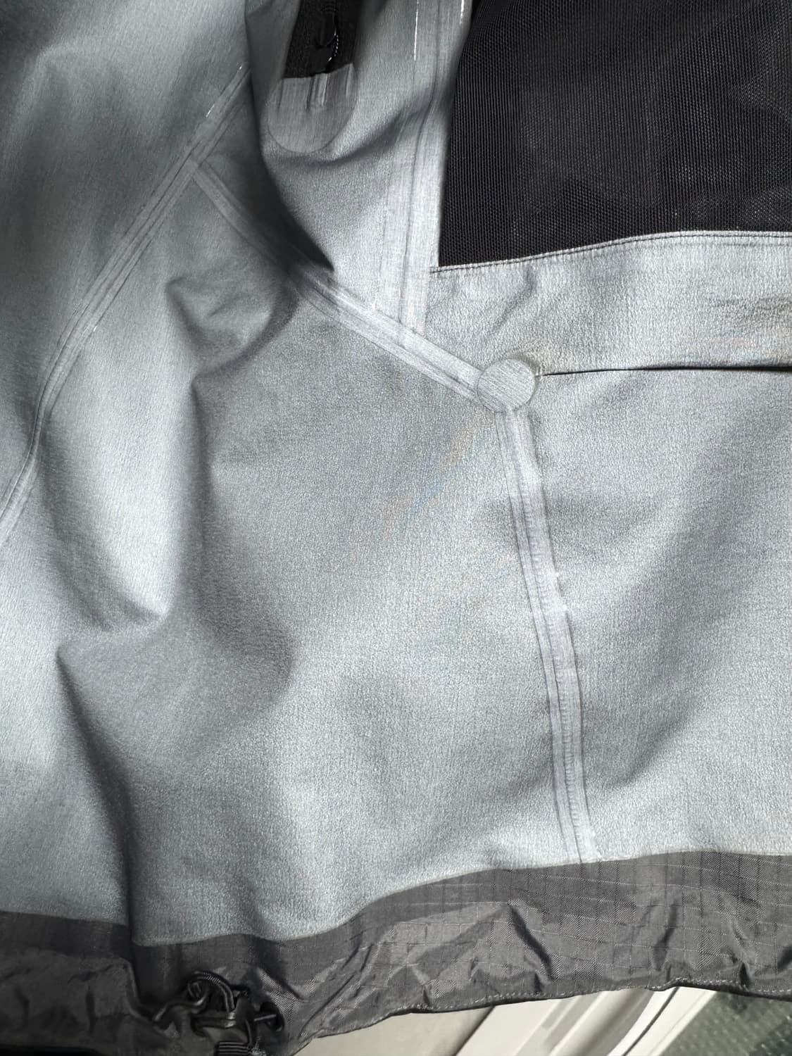 아크테릭스 베타 SV 블랙 M 팝니다 상품이미지7