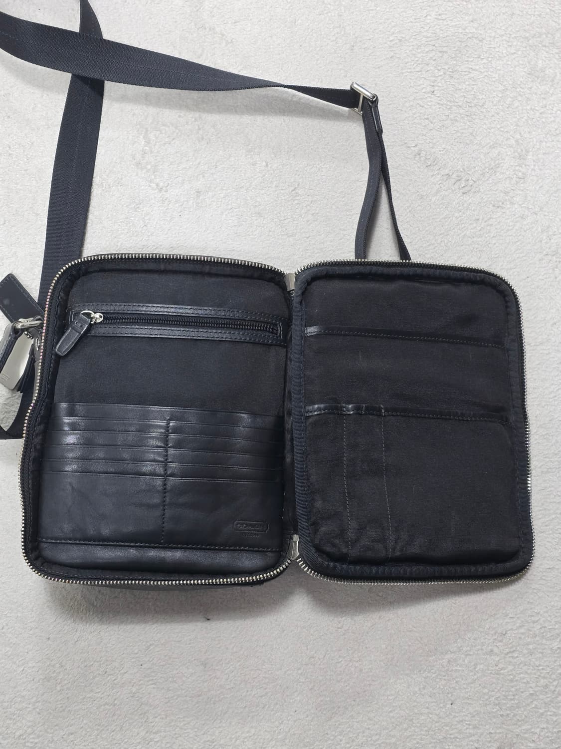 코치 COACH 옵아트 소가죽 메신저백 숄더백 크로스백 상품이미지5