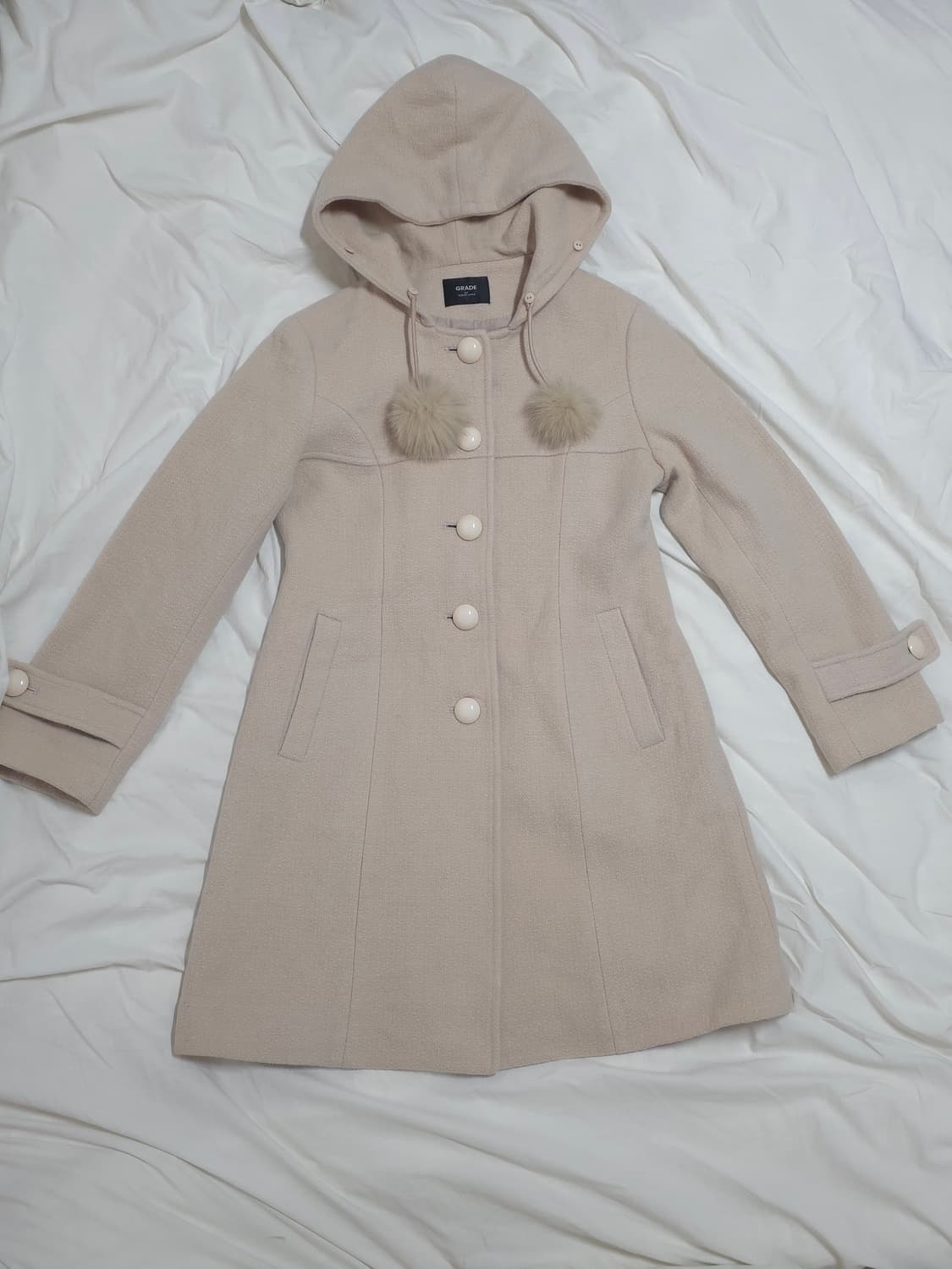 히메갸루 핑크 폼폼 코트 히메갸루
갸루 리즈리사깔 상품이미지1