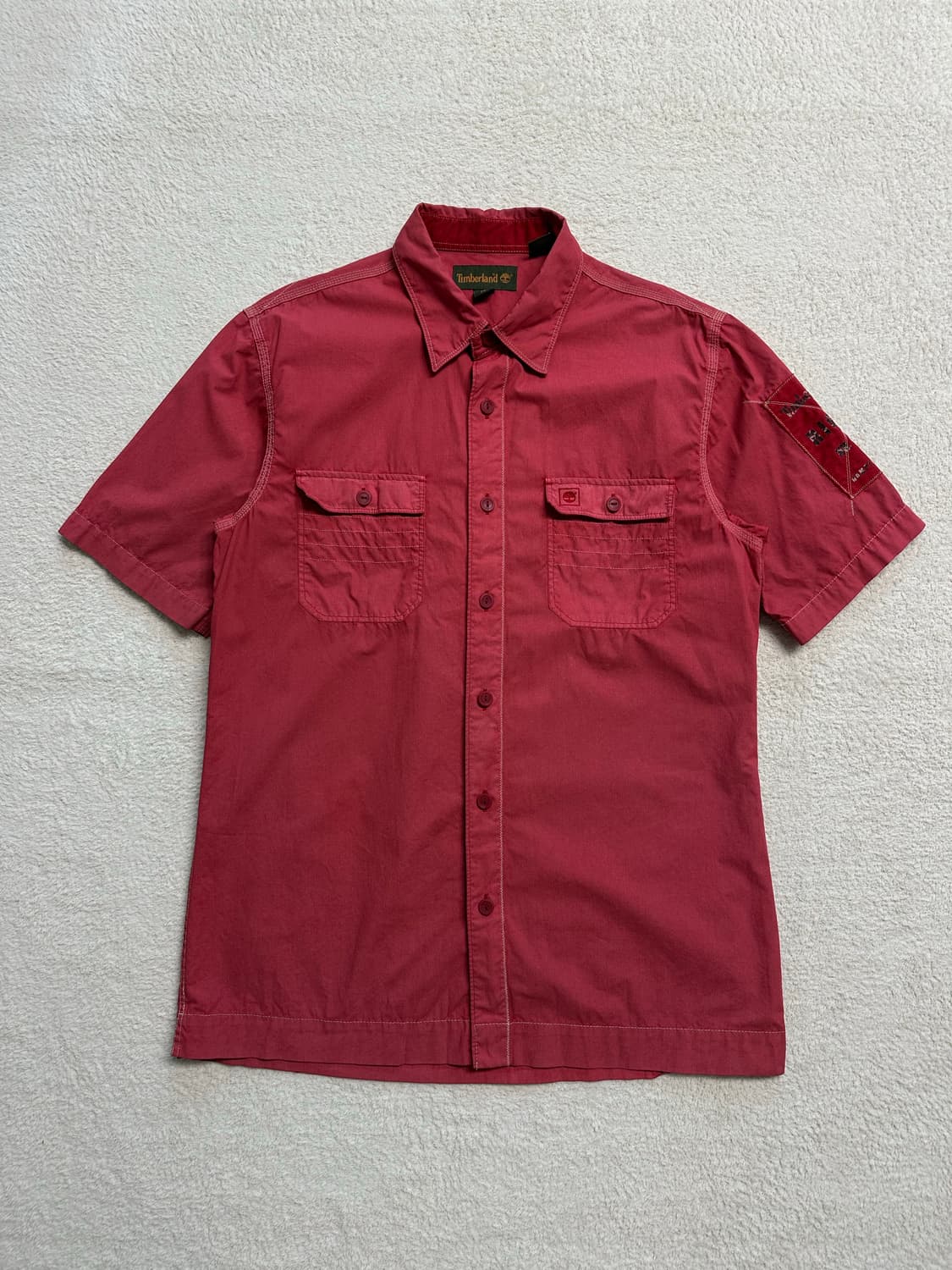 팀버랜드 딥레드 반팔 셔츠 상품이미지1