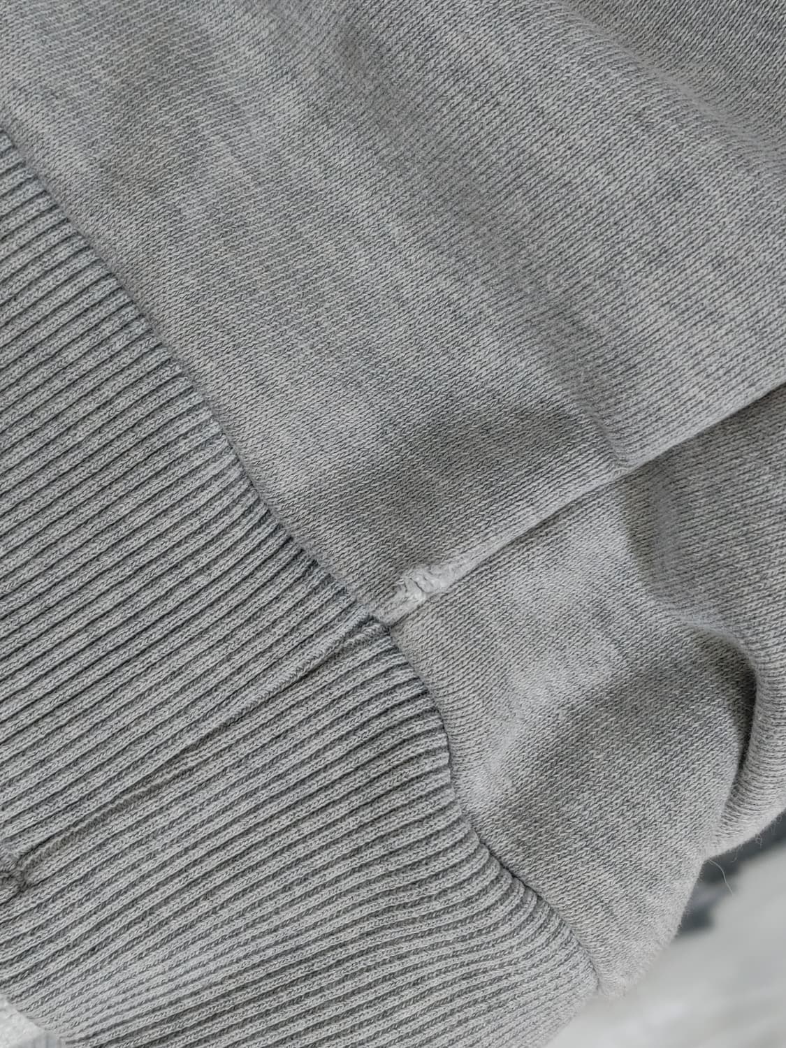 Discovery 디스커버리 그레이 스판 맨투맨 상품이미지9