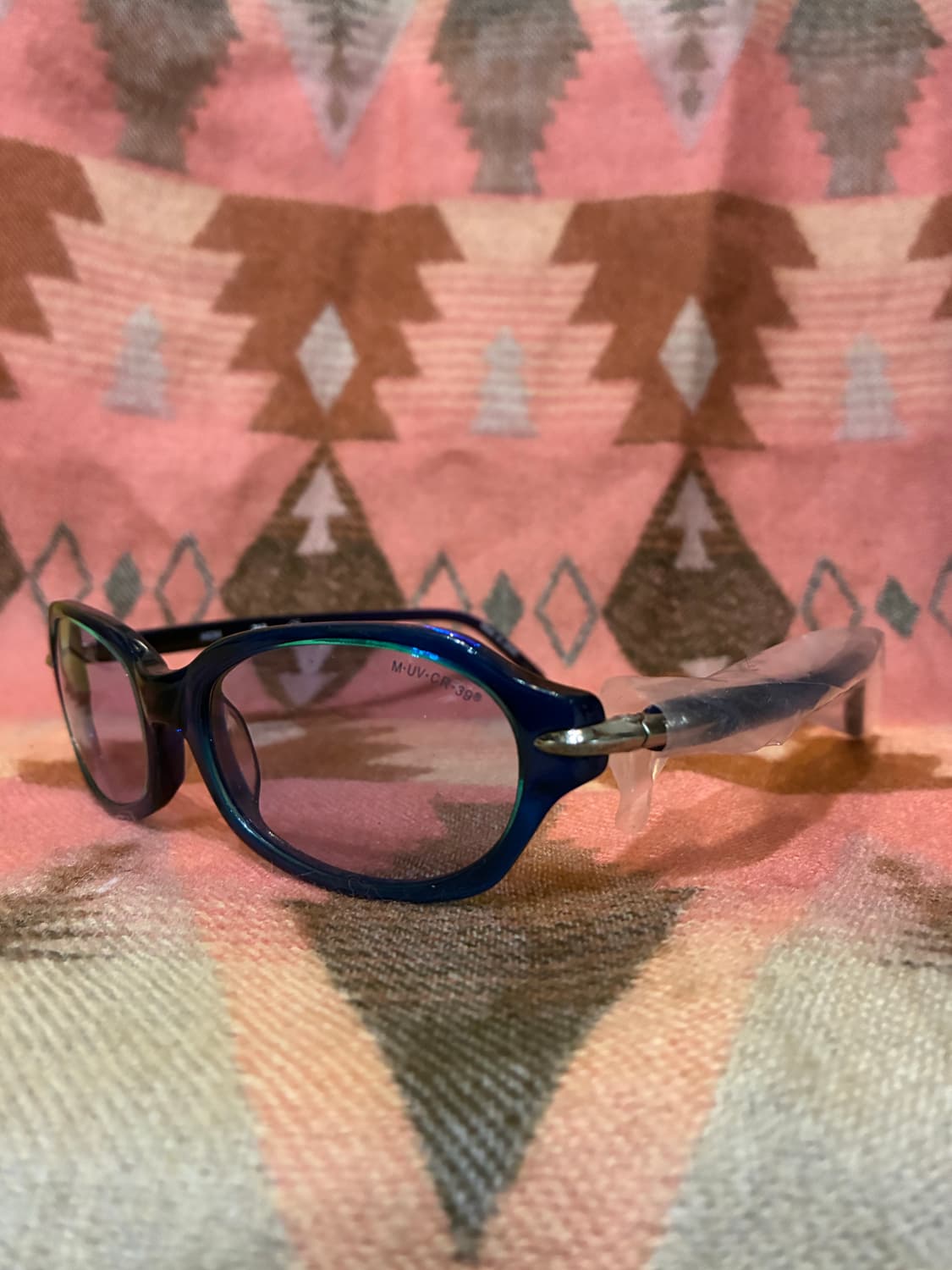 MCM 캣아이 블루 컬러  각인 프레임 선글라스 상품이미지2