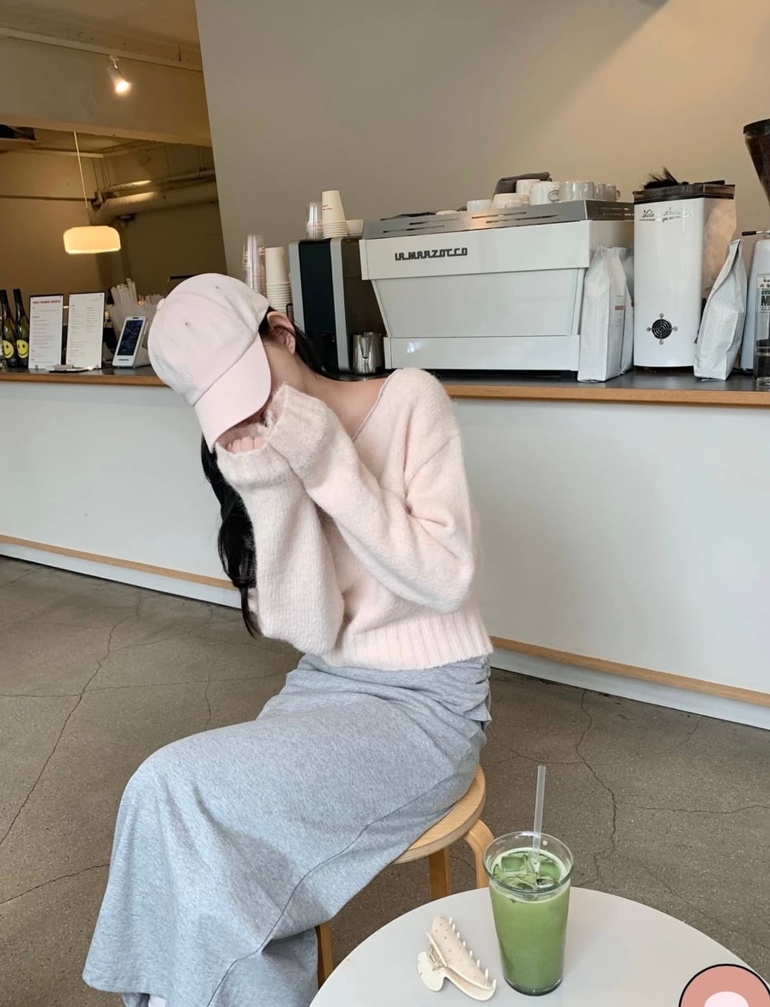 (새상품)제니오 윙스 브이 니트 상품이미지5