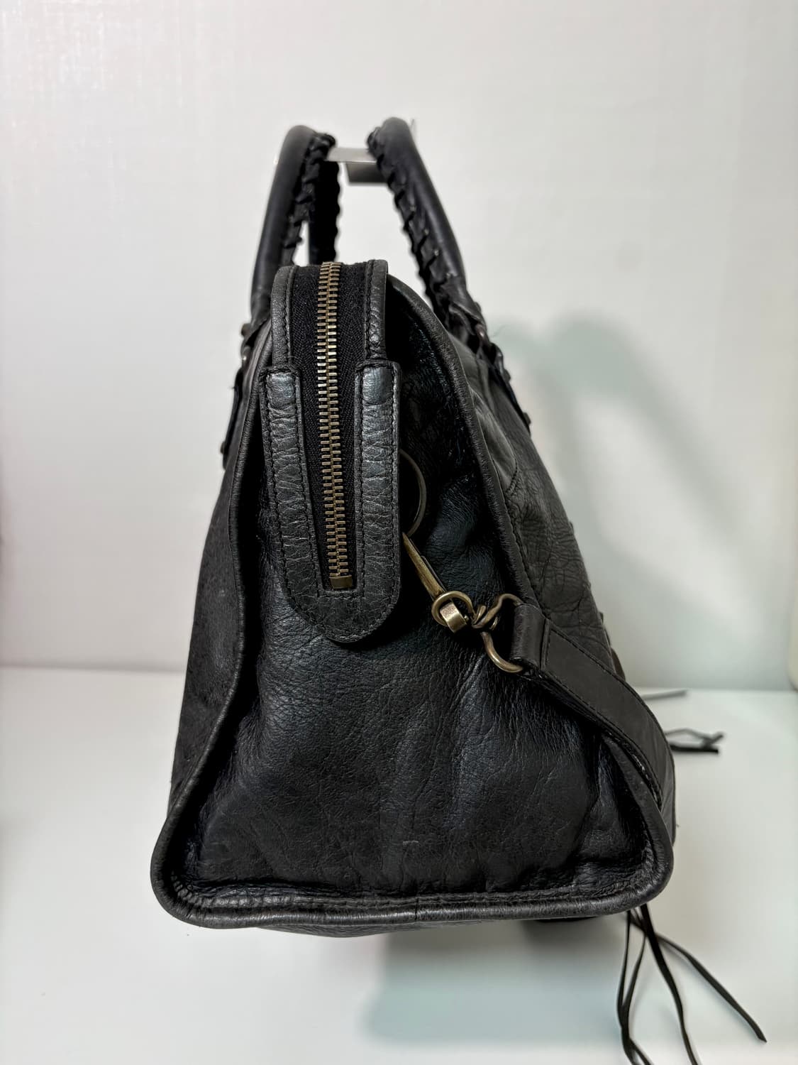 발렌시아가 파트타임 모터백 블랙 상품이미지2