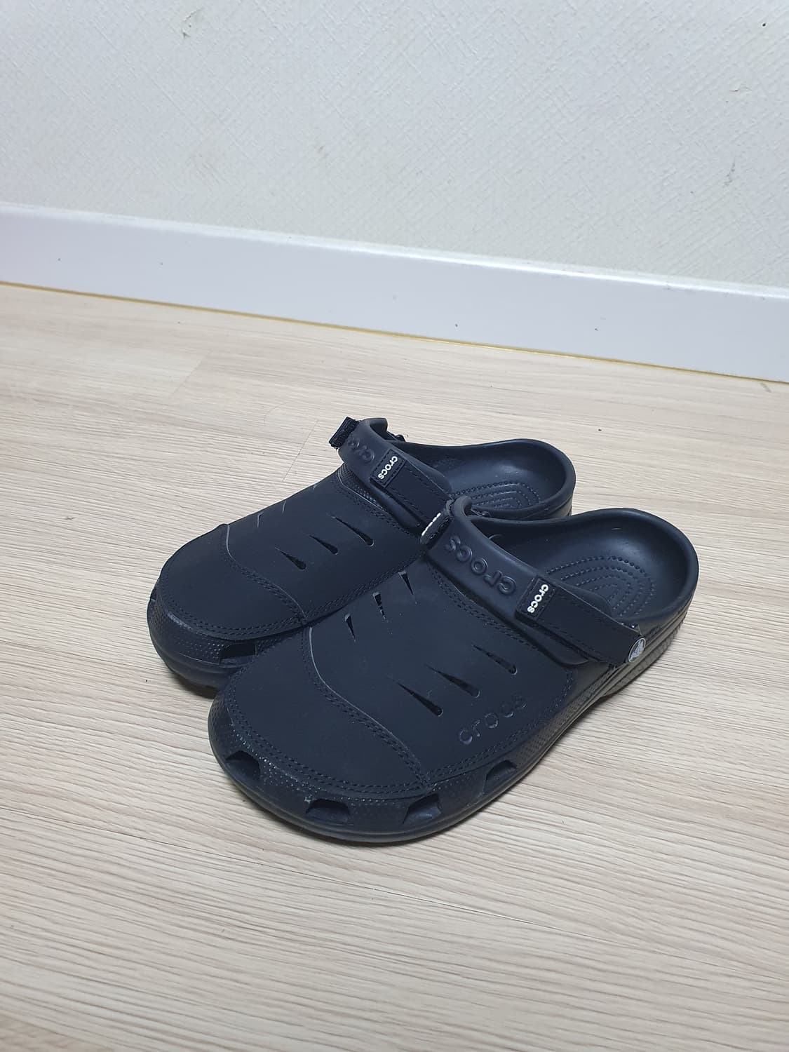 크록스 유콘 슬리퍼 265 상품이미지4