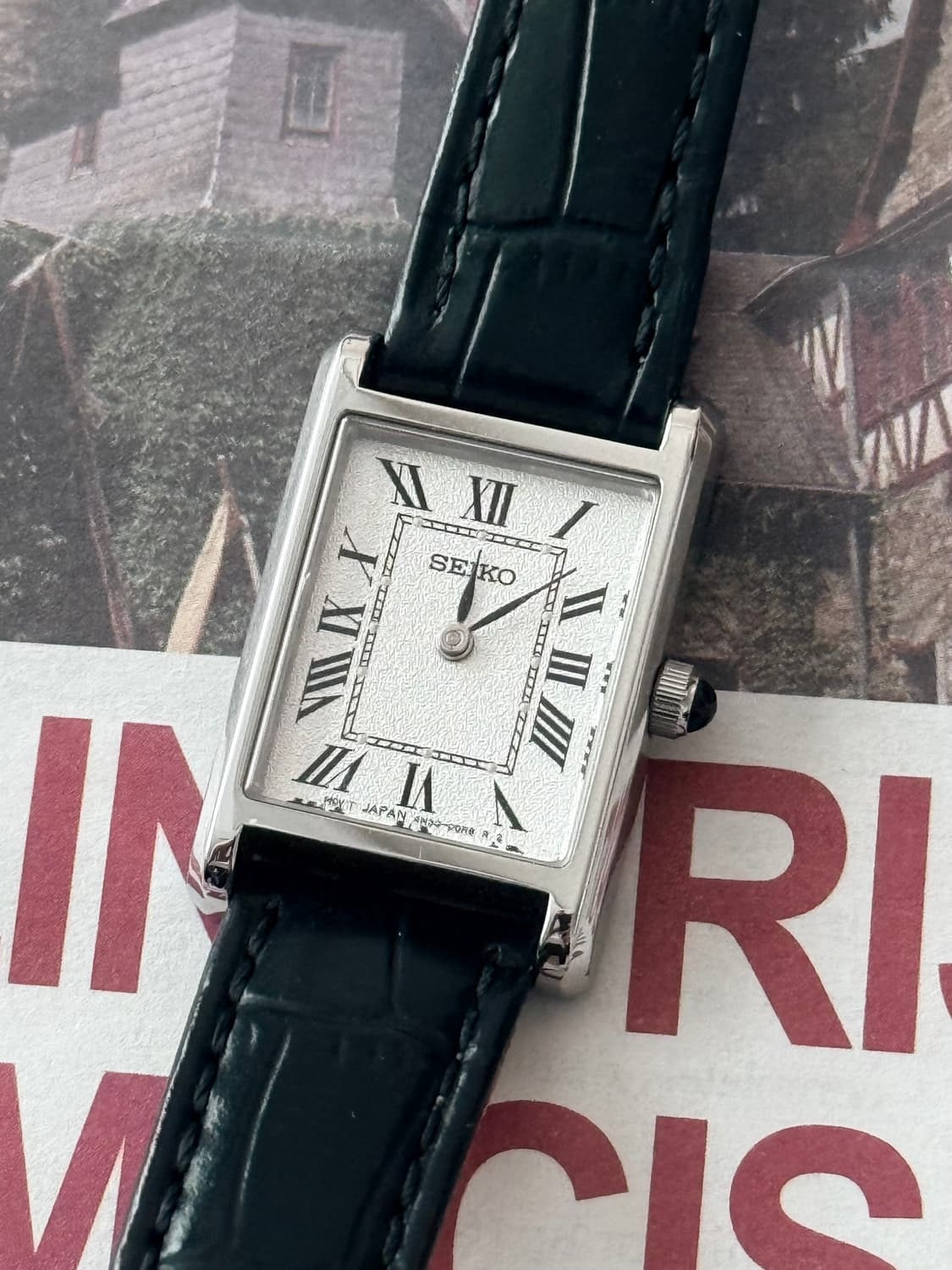 세이코 Seiko x 나노 유니버스 콜라보 한정판 탱크 상품이미지1