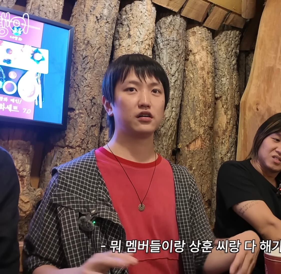 [OS] 할로미늄 체크 후드셔츠(김한주 착용) 상품이미지3