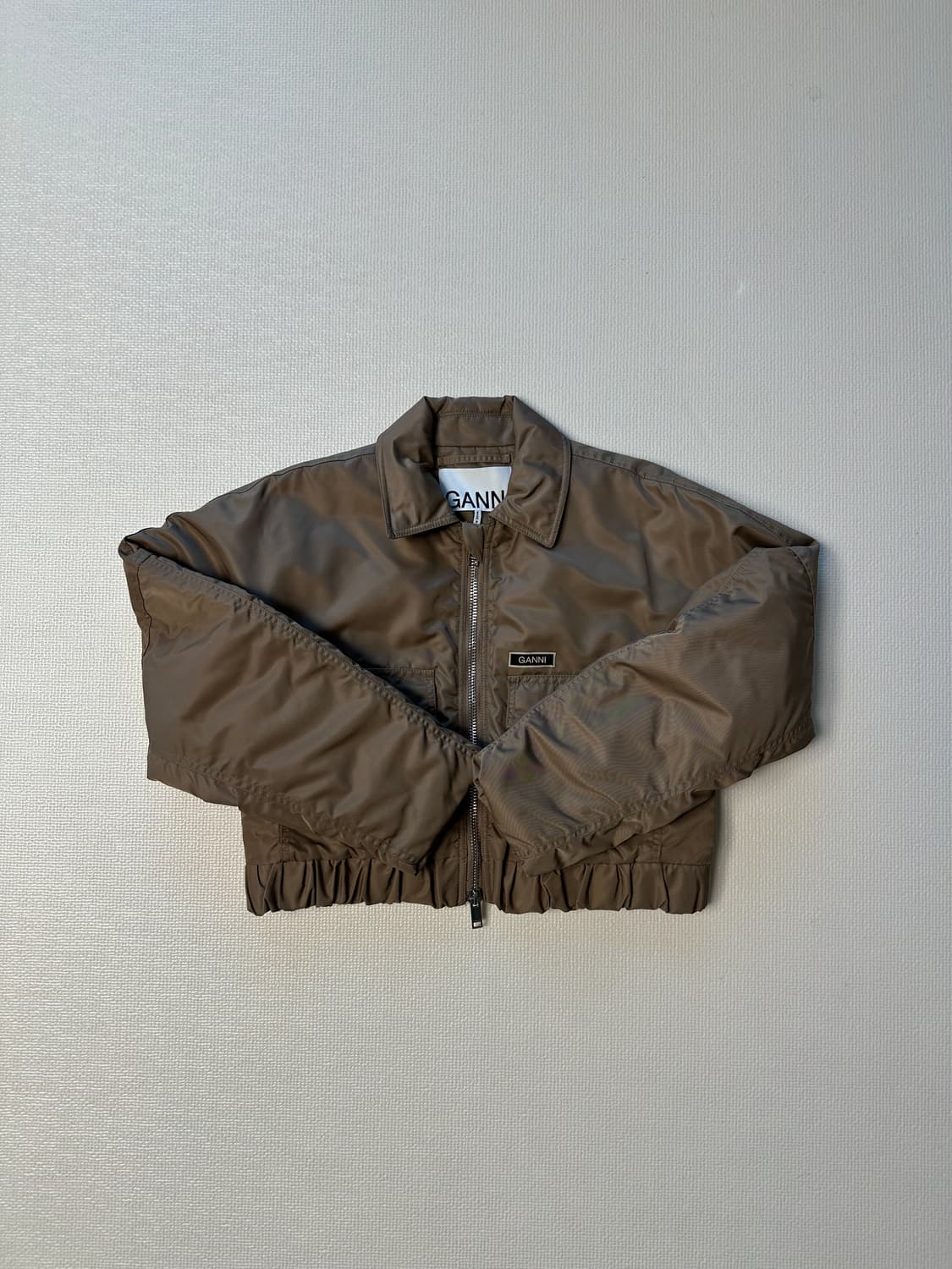 Ganni 크롭 MA1 항공점퍼 34사이즈 상품이미지1