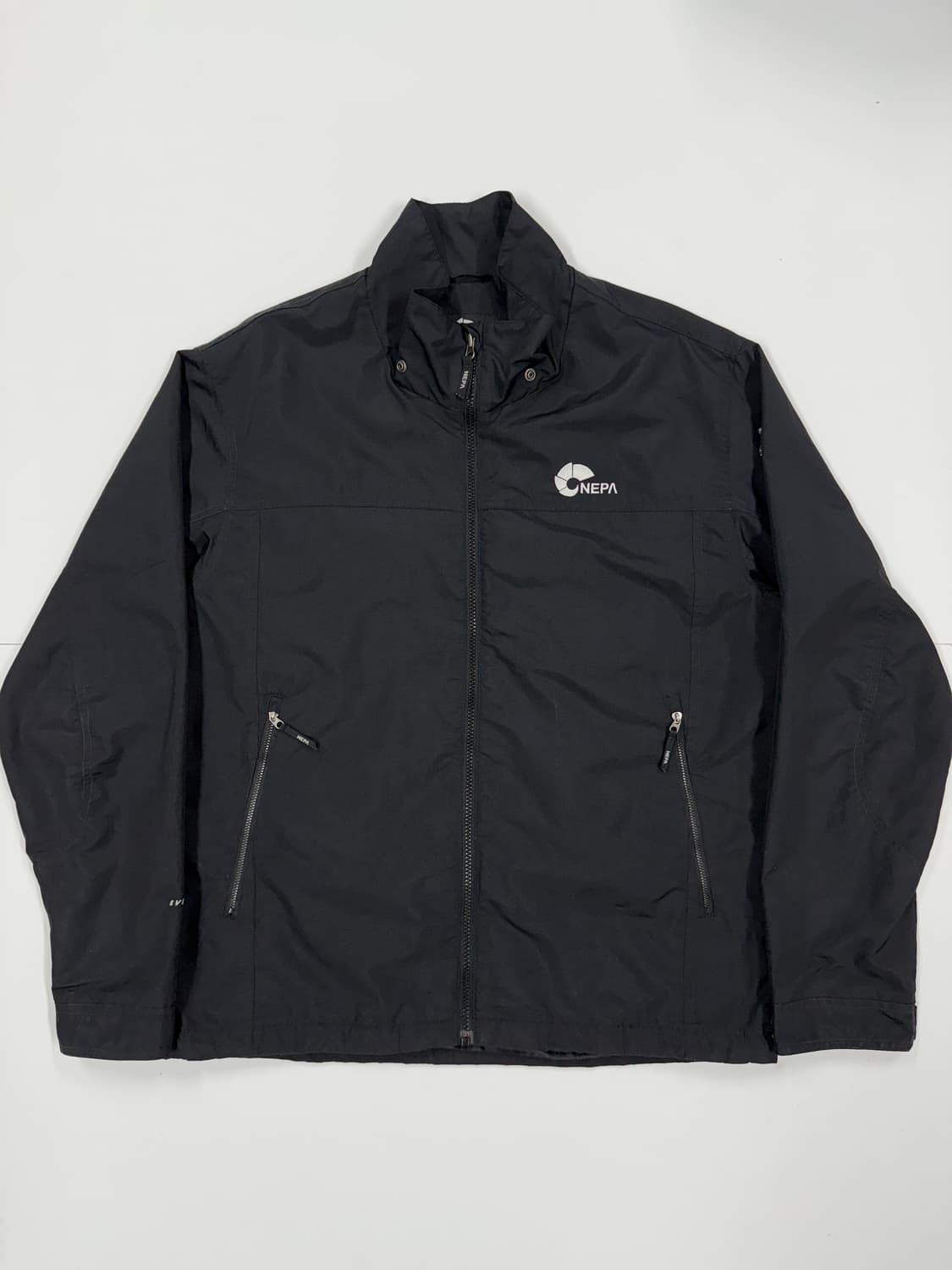 네파 블랙 바람막이 상품이미지1