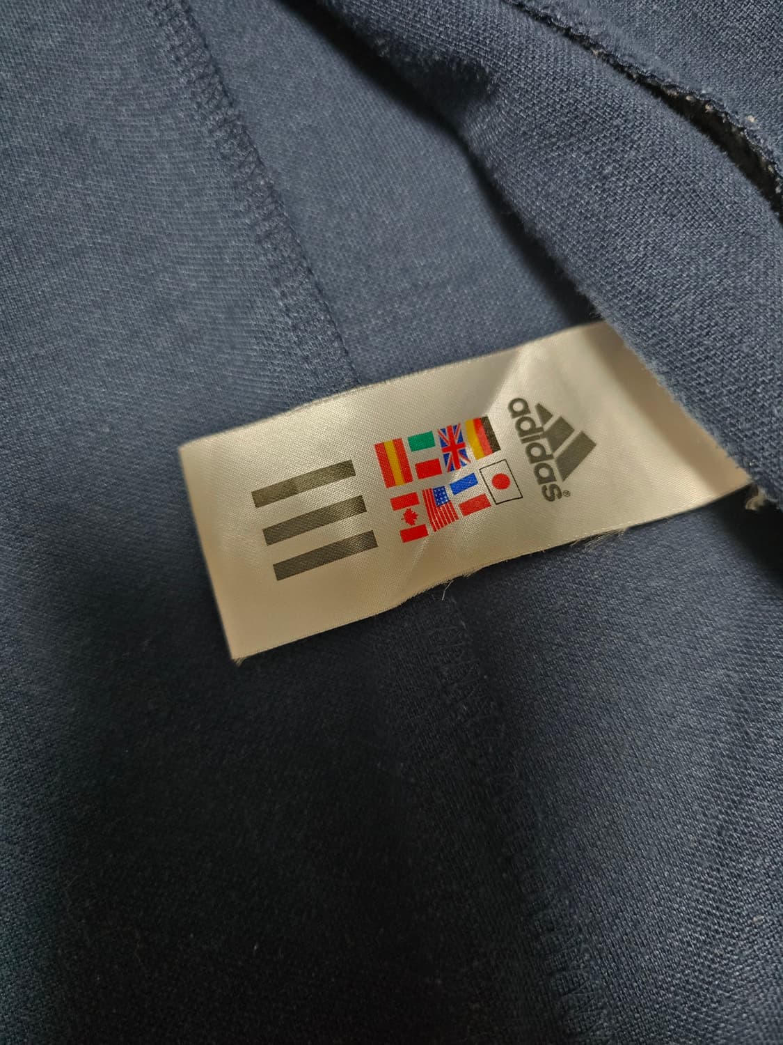 아디다스 에센셜 엘로우라인 네이비트랙탑 상품이미지4