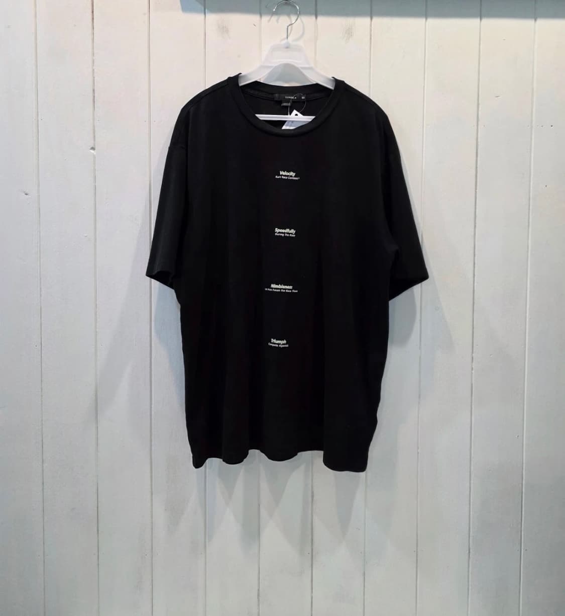 반팔티 상품이미지1