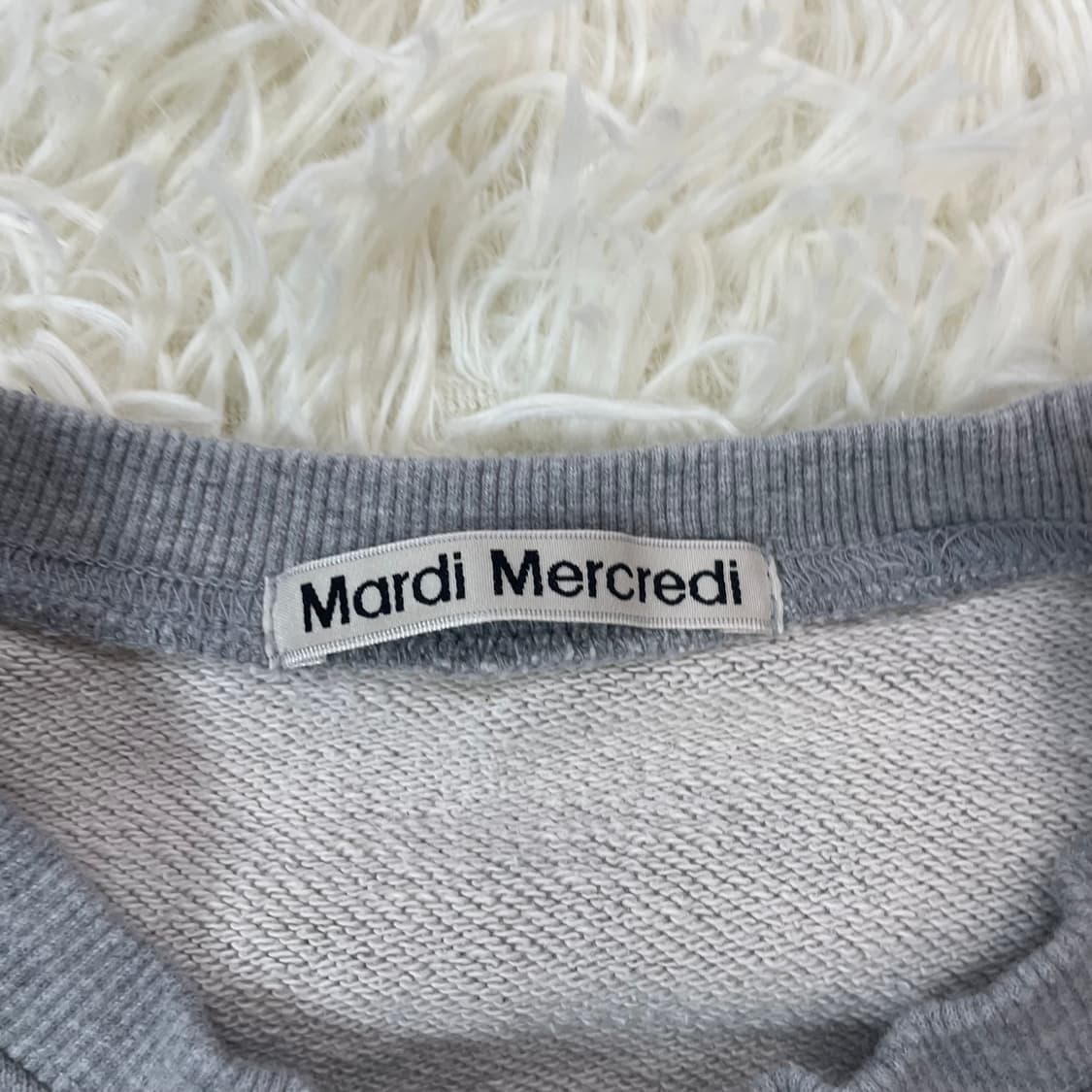 마르디메크르디 플라워 맨투맨 그레이 상품이미지4