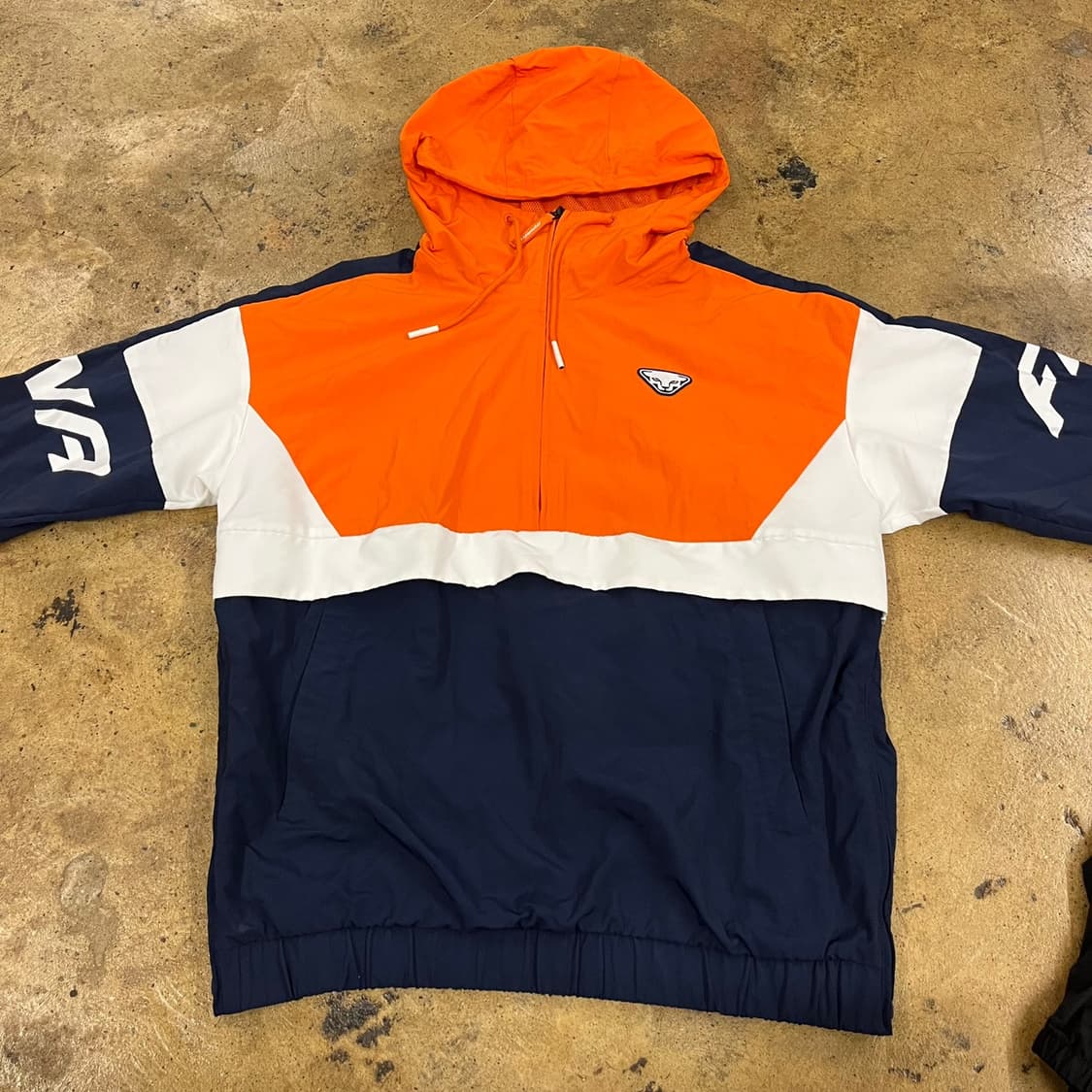 [정품/L] 다이나핏 오렌지 네이비 바람막이 후드 b19 상품이미지3