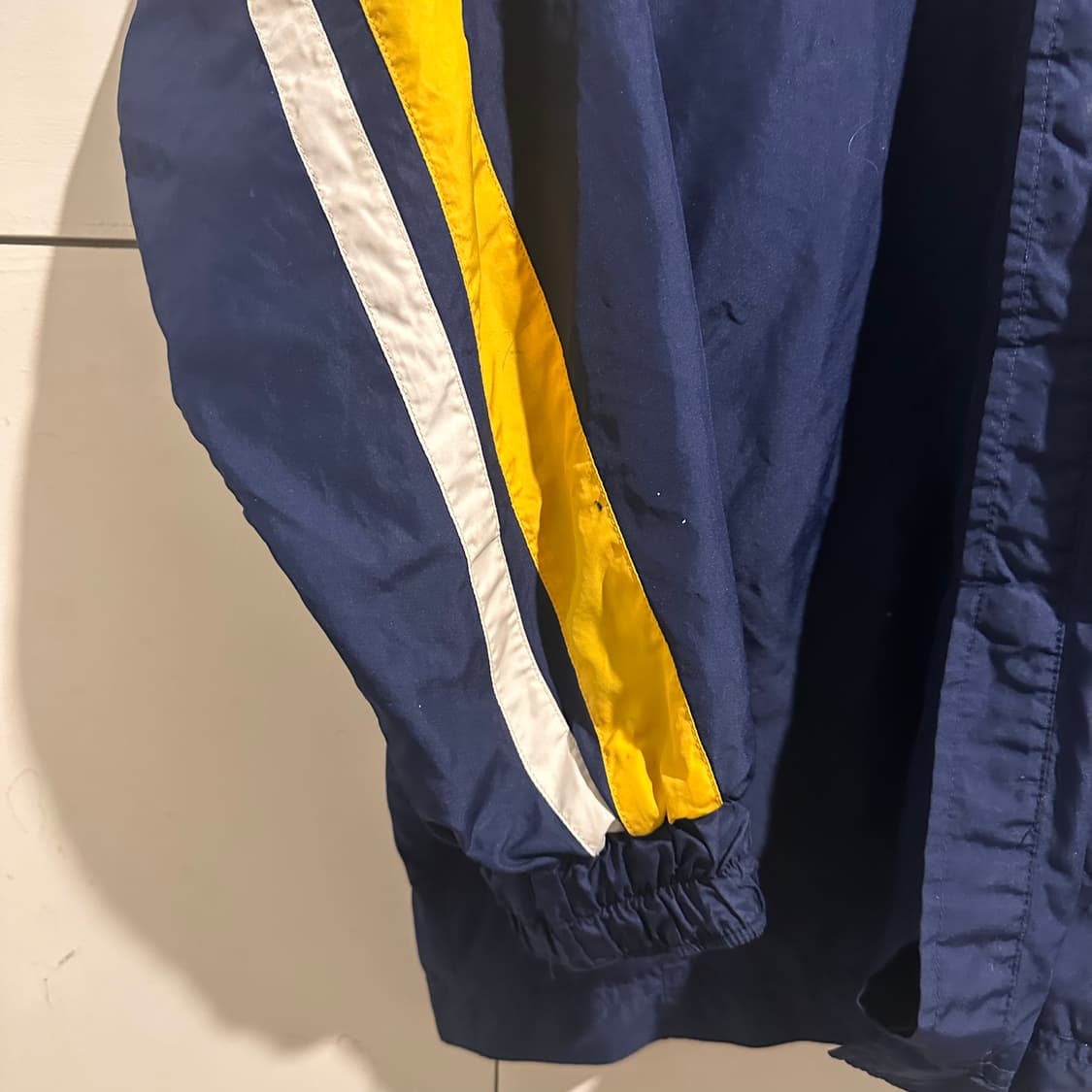 나이키 네이비/옐로우 바람막이 상품이미지3