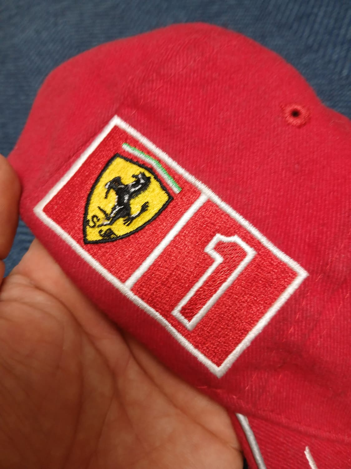 페라리 F1 슈마허 월드챔피언 2000 모자 상품이미지3