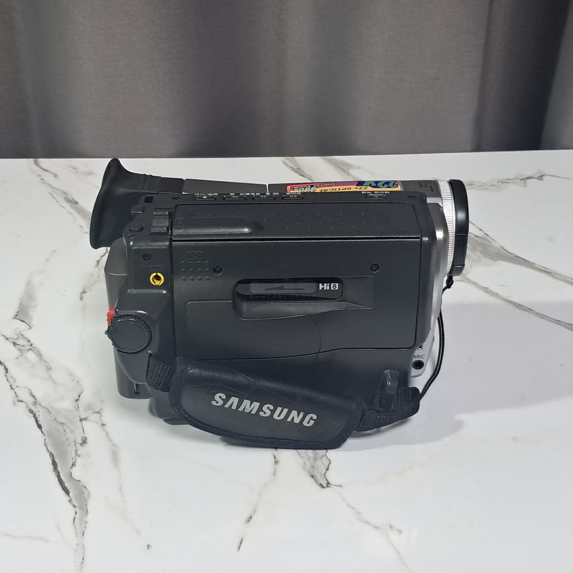 상태 좋은 삼성 8mm Hi8 캠코더 VM-B5700 상품이미지5