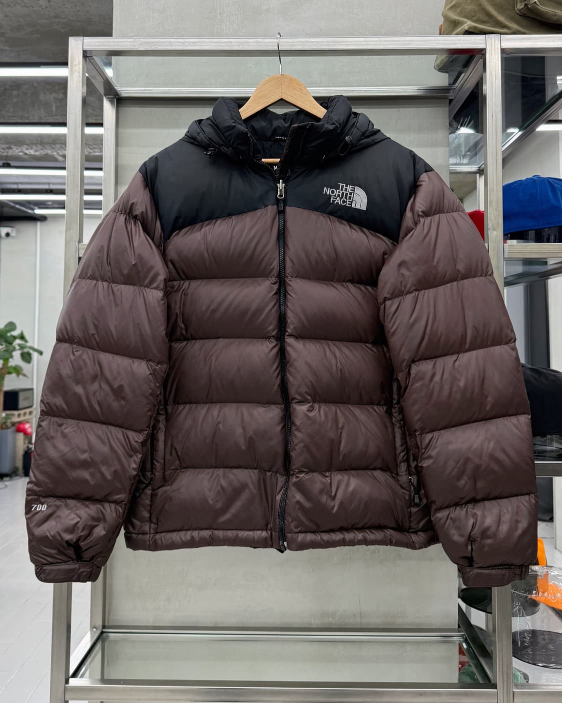 노스페이스 700 초코브라운 눕시 구스다운 점퍼 상품이미지1