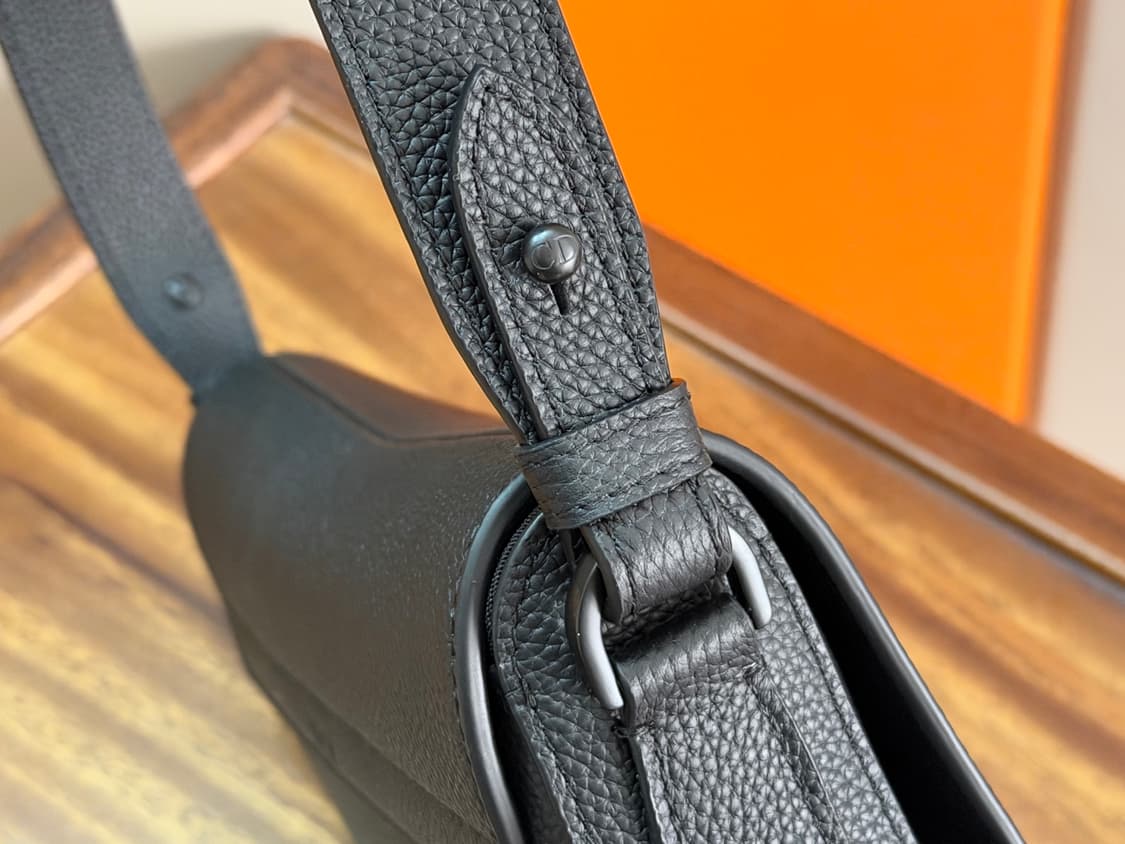 디올 크로스백 상품이미지7