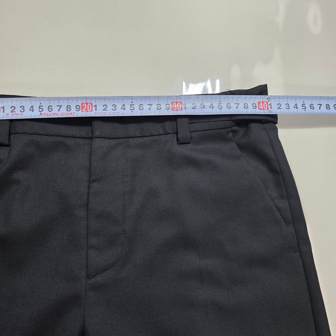 1184 시스템 옴므 SYSTEM 테이퍼드핏 슬랙스 비조 팬츠 블랙 82 상품이미지3