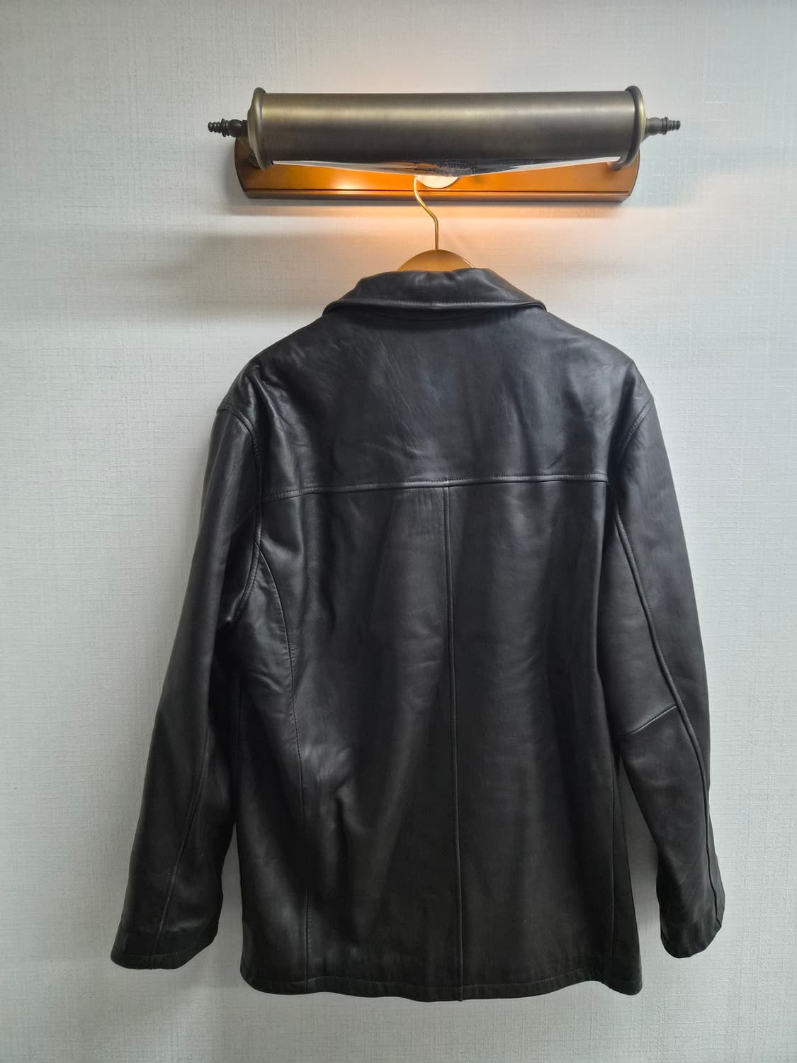 M) 라운드트리 램스킨 레더 자켓 팝니다 상품이미지3