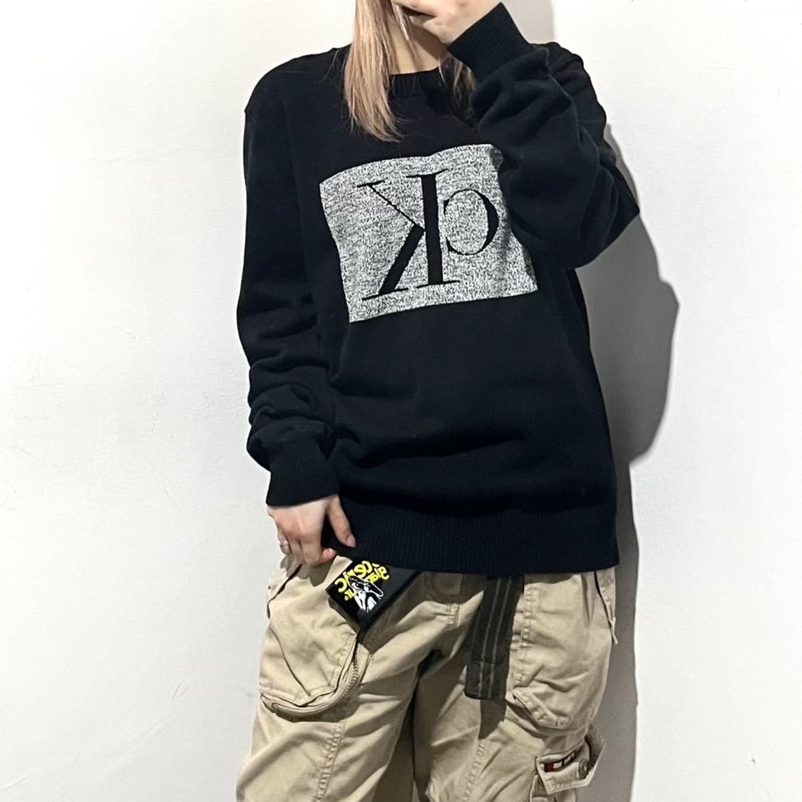 캘빈클라인 빅로고 니트 상품이미지1