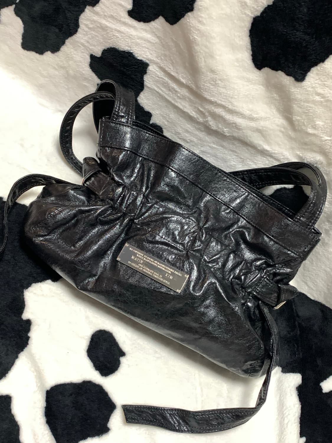 마뗑킴 포우레더 씨쉘 숄더백 블랙 상품이미지2