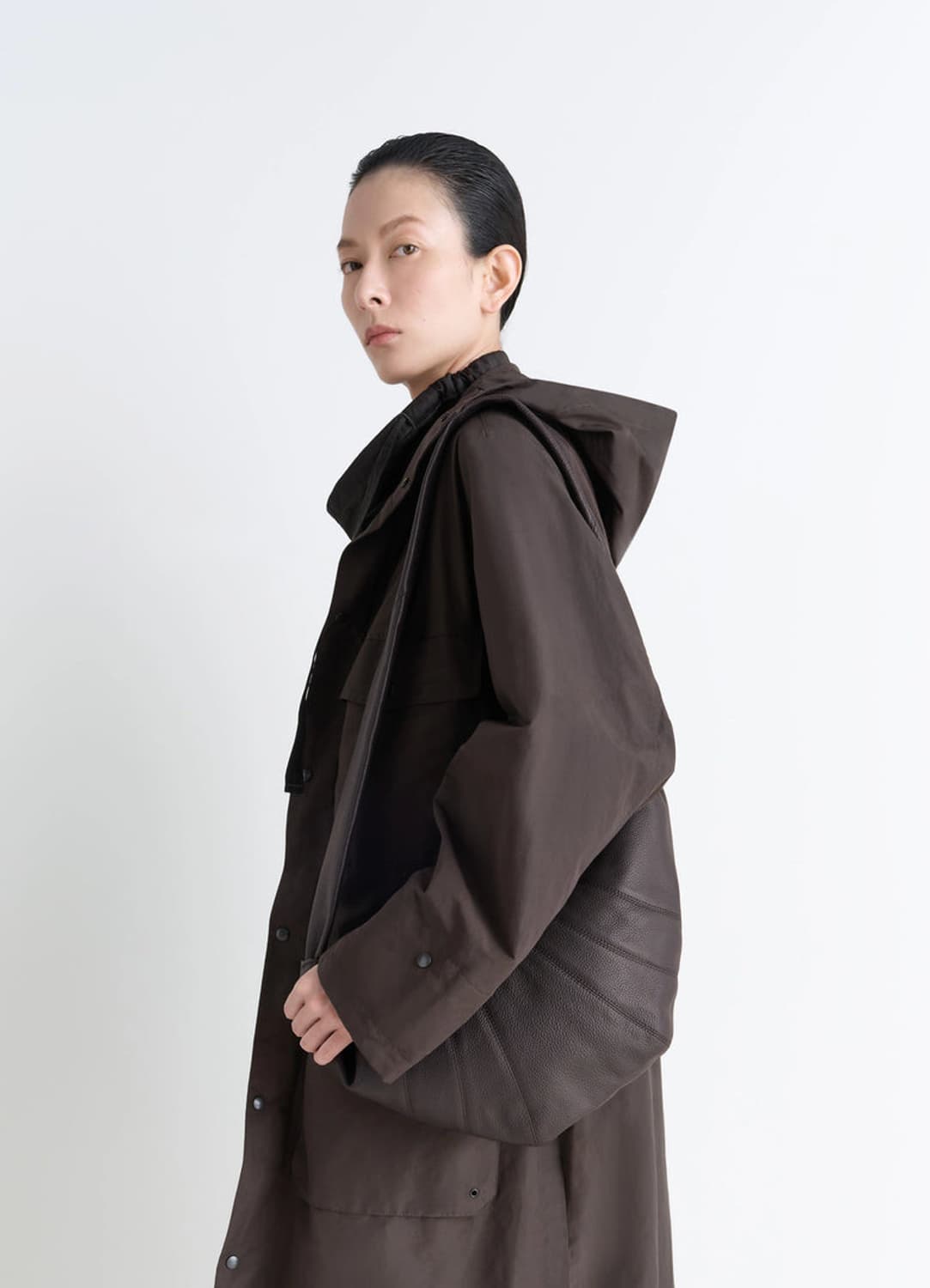 르메르 25fw 크루아상 범백 미디움/그레인 레더_다크 초콜렛 상품이미지3
