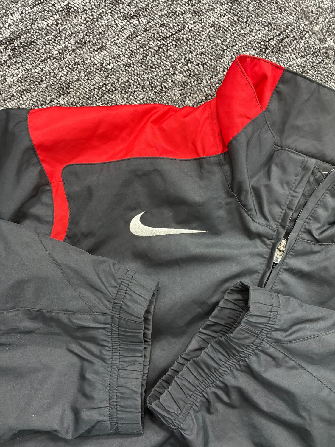 나이키 00s 블랙 레드 토탈 90 바람막이 M 상품이미지6