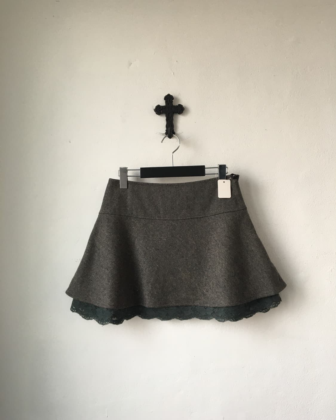 Lace point woolen mini skirt 상품이미지1