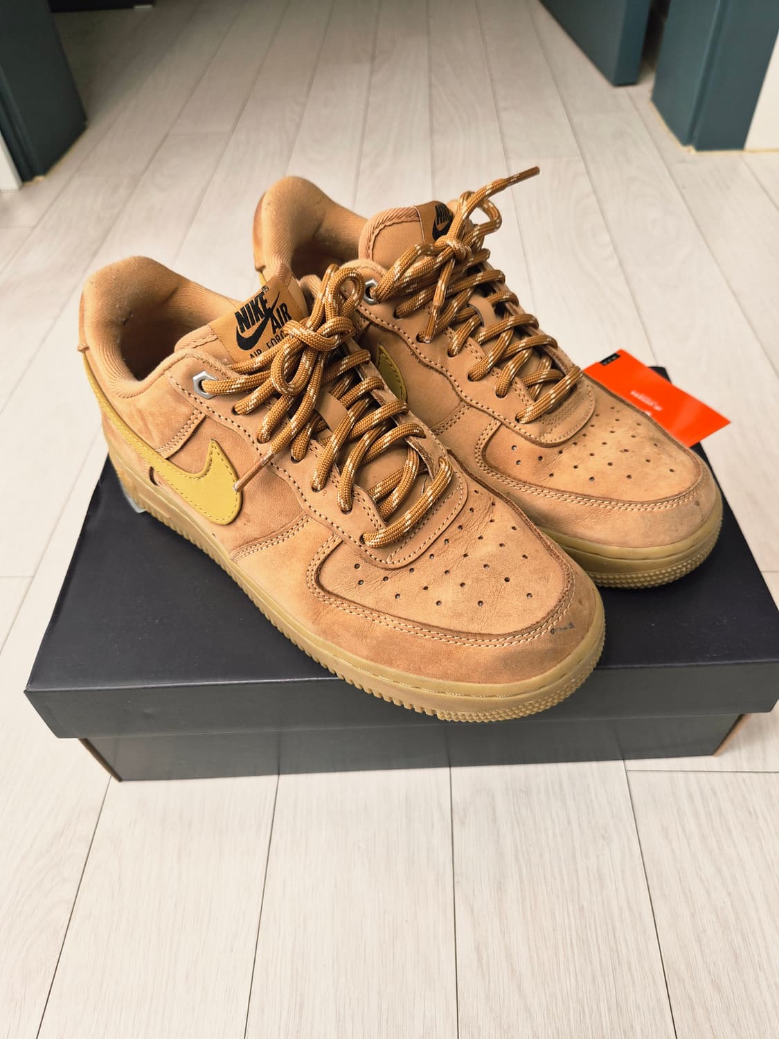 나이키 된장 포스 255사이즈 나코탭 상품이미지1