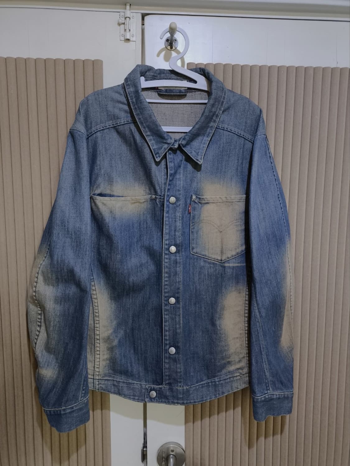 리바이스 엔진 데님자켓 샌드워싱 상품이미지1