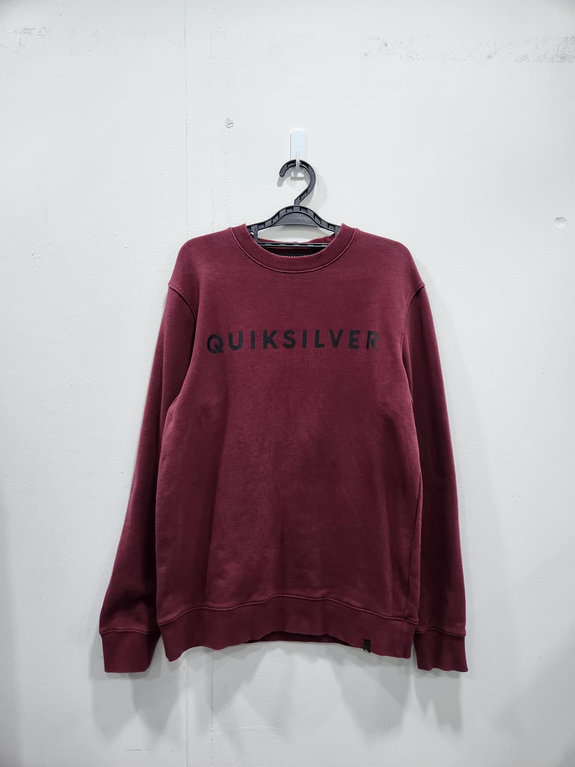 퀵실버 맨투맨 버건디 남녀공용 100사이즈 상품이미지1
