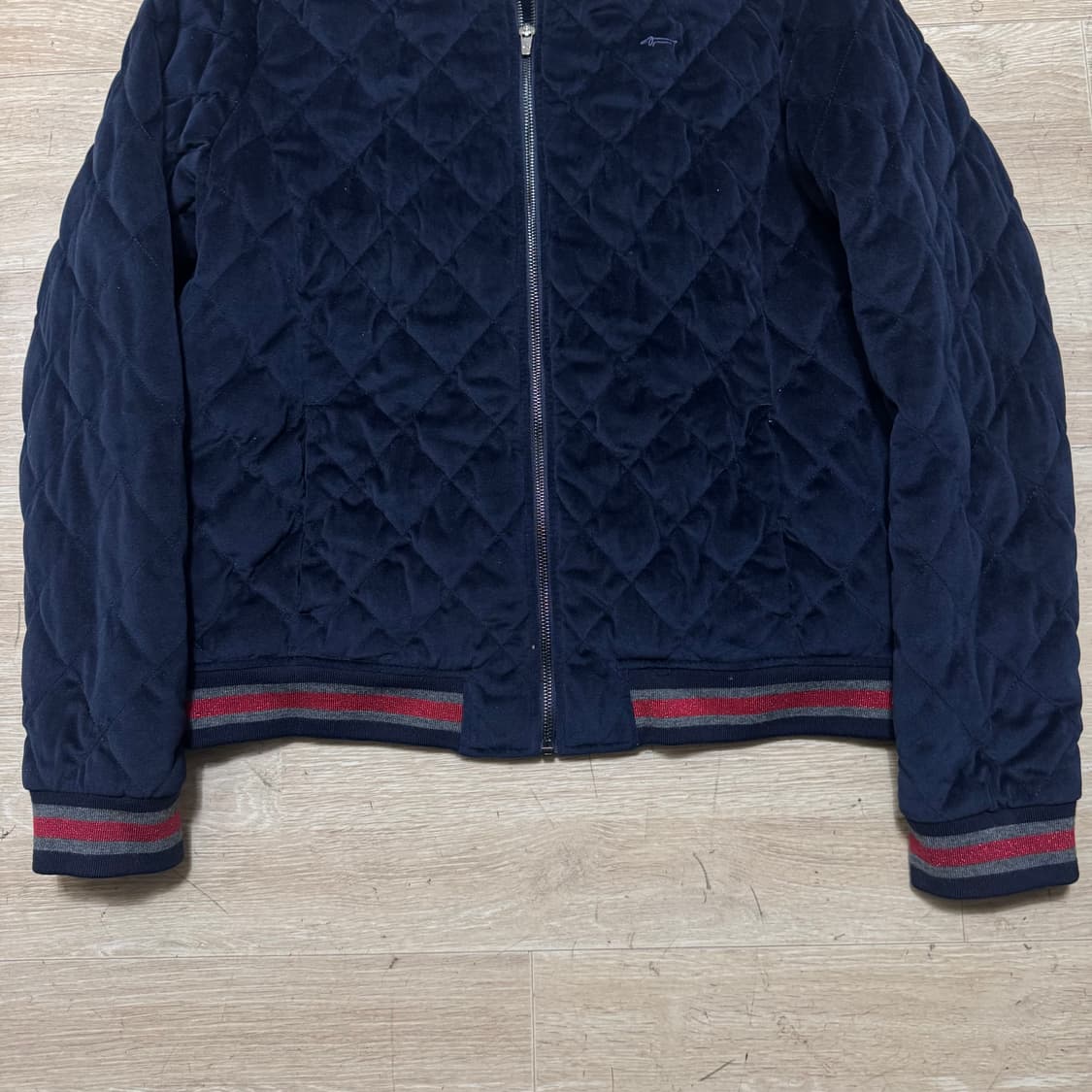 루이까스텔 밸벳 퀼팅 점퍼 상품이미지3