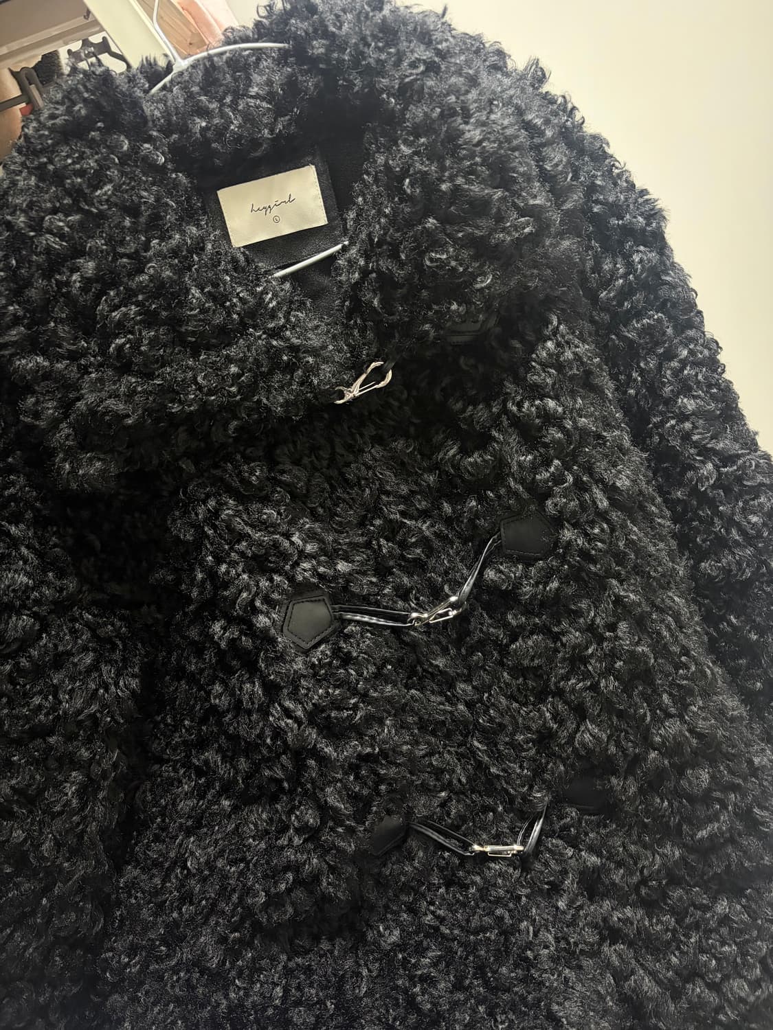 버클 양털 무스탕 코트 상품이미지6