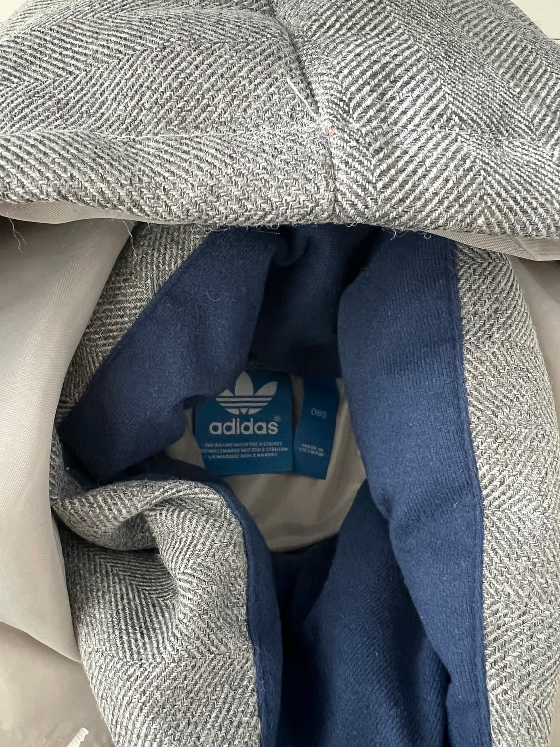 아디다스 그레이 패딩 85 상품이미지3