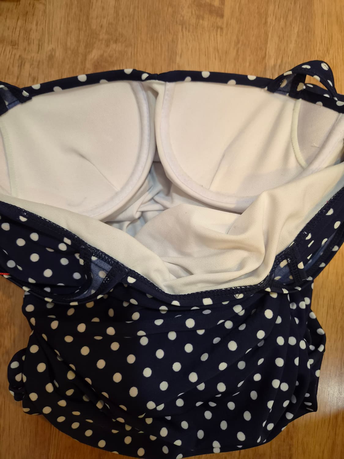 새제품)Amu swimwear 여성 도트셔링수영복 M사이즈 상품이미지5