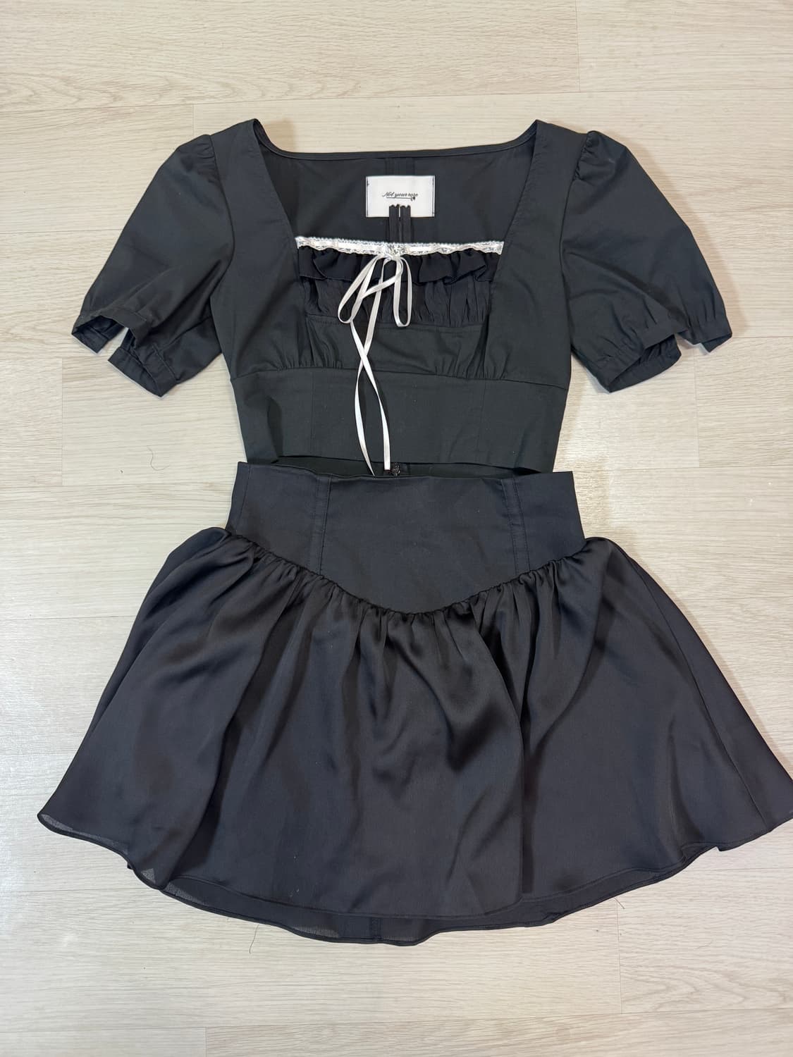 낫유어로즈 카시아 블라우스, 에린스커트 셋업 상품이미지7